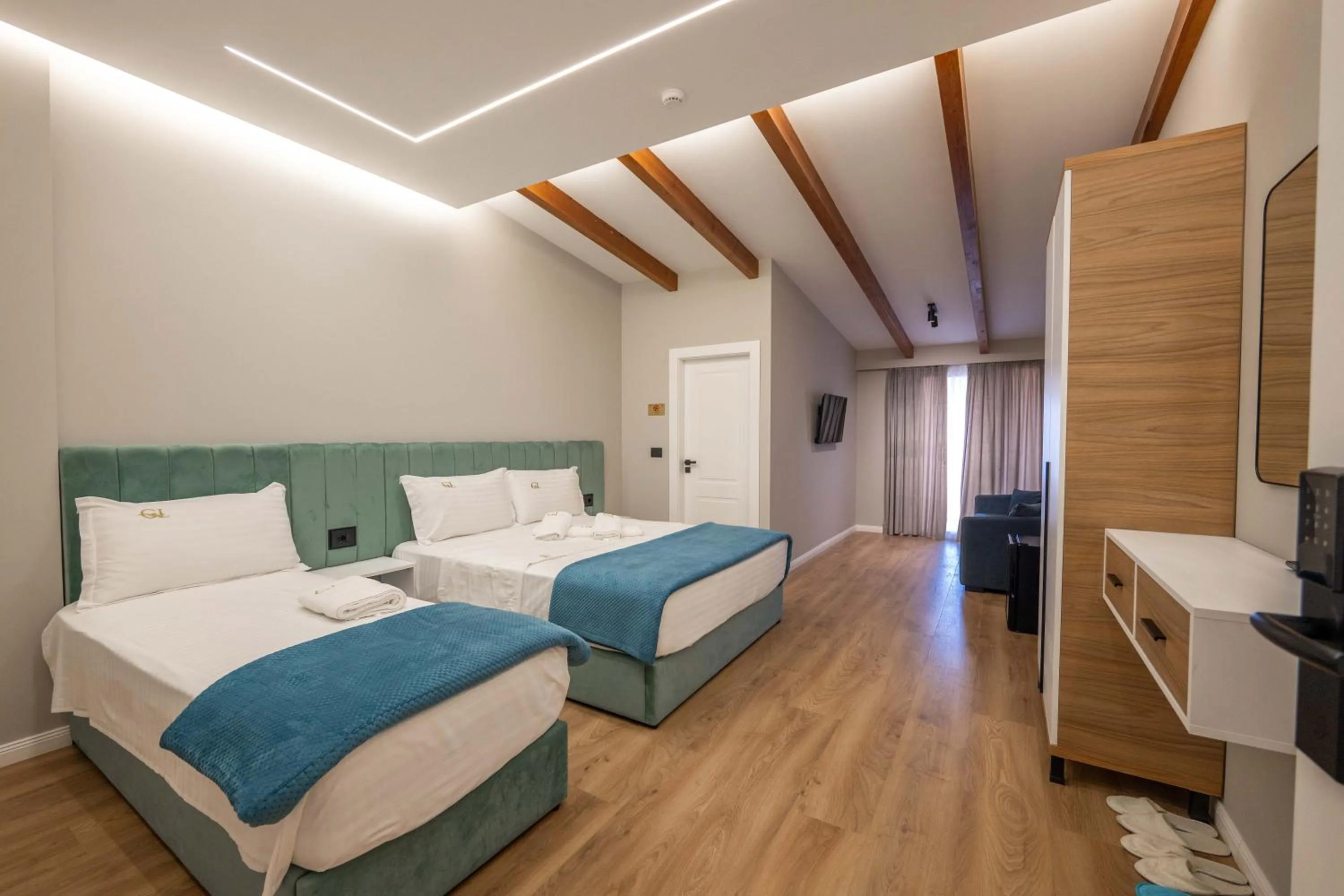 Bed in Golemi Lux Hotel