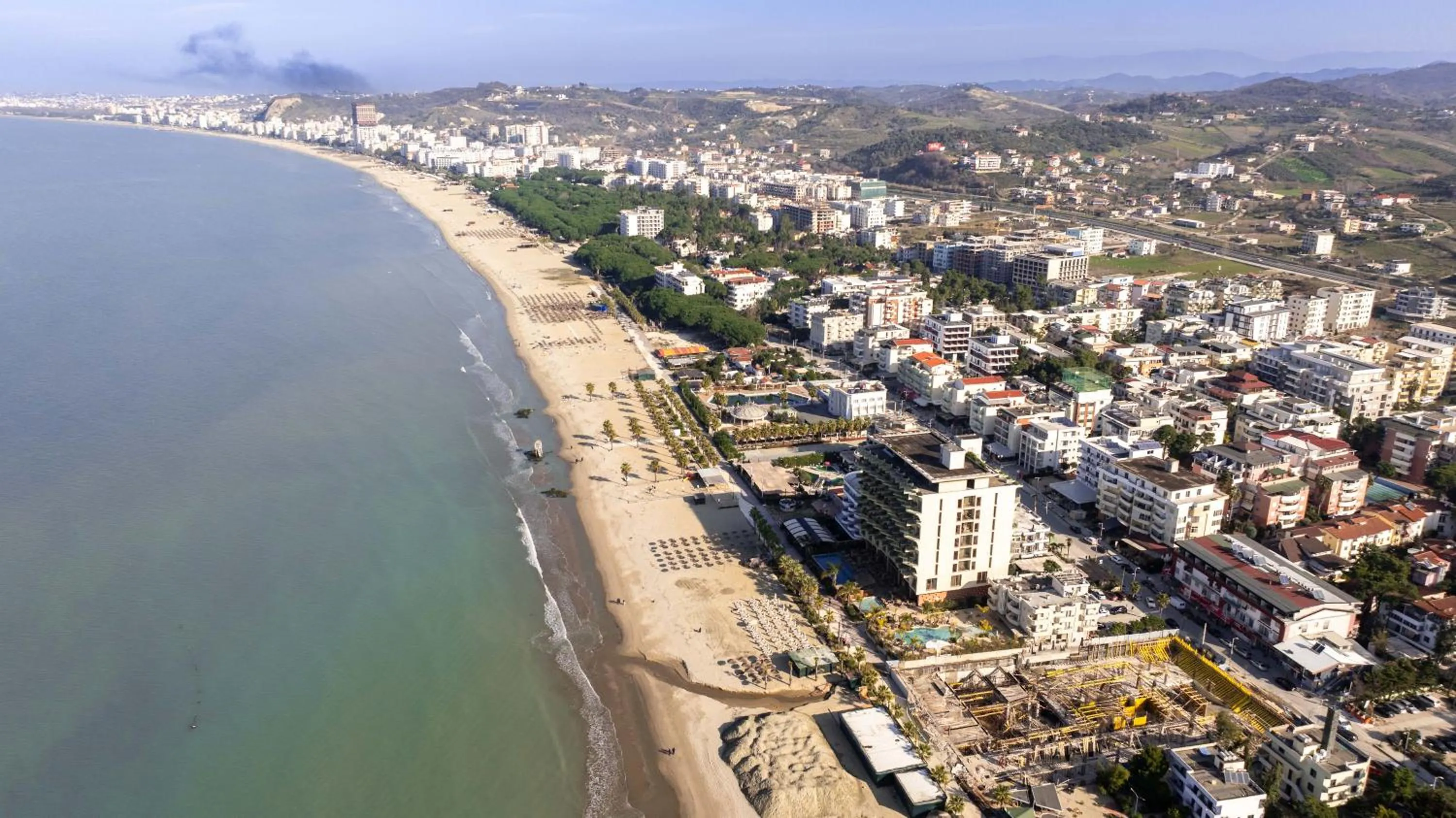 Property building in Golemi Lux Hotel