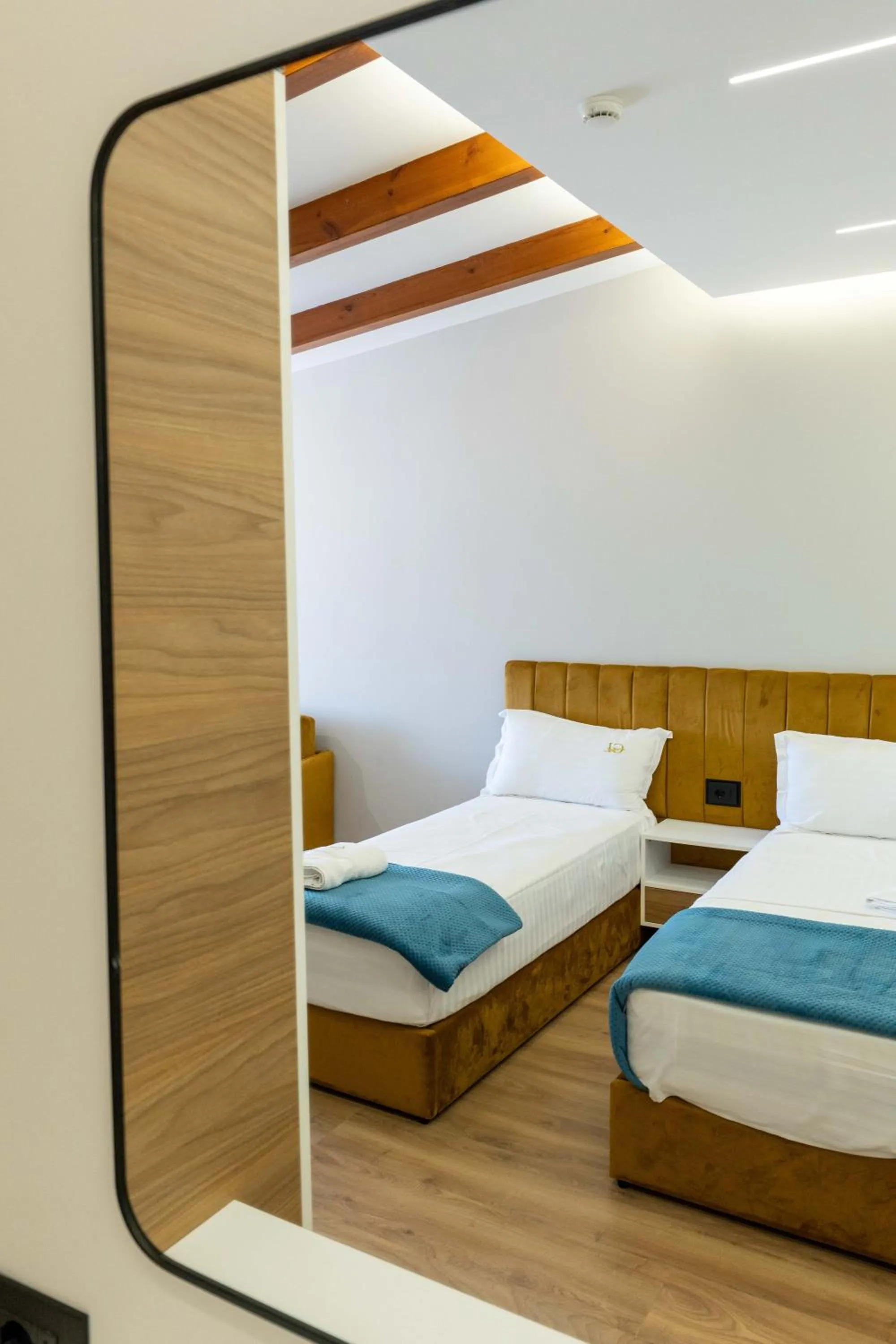 Bed in Golemi Lux Hotel