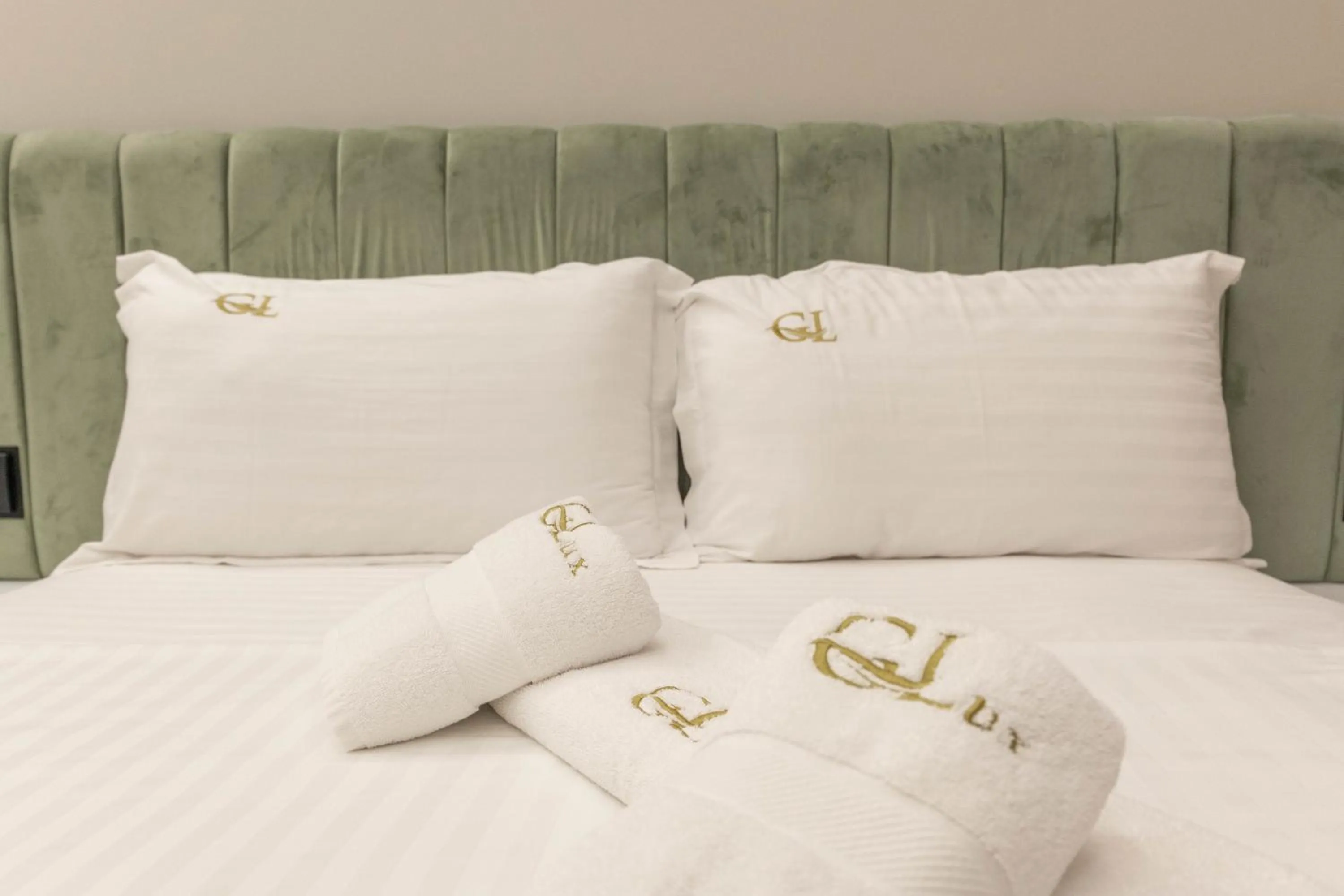 Bed in Golemi Lux Hotel