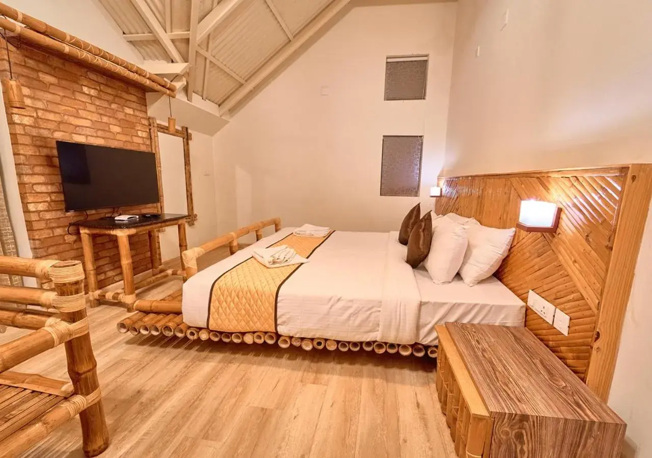 Bamboo Suite Room with Balcony in AJ Gable Clouds Ooty by VOYE HOMES - Serene Stay Near Avalanche Emerald Lake Bamboo Suite Room with Balcony in AJ Gable Clouds Ooty by VOYE HOMES - Serene Stay Near Avalanche Emerald Lake