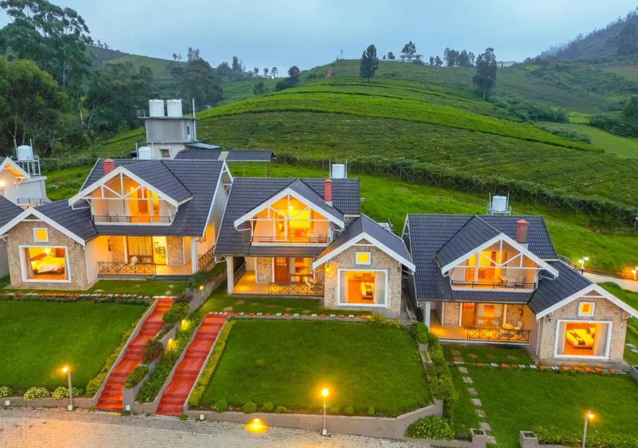 Property building in AJ Gable Clouds Ooty by VOYE HOMES - Serene Stay Near Avalanche Emerald Lake Property building in AJ Gable Clouds Ooty by VOYE HOMES - Serene Stay Near Avalanche Emerald Lake