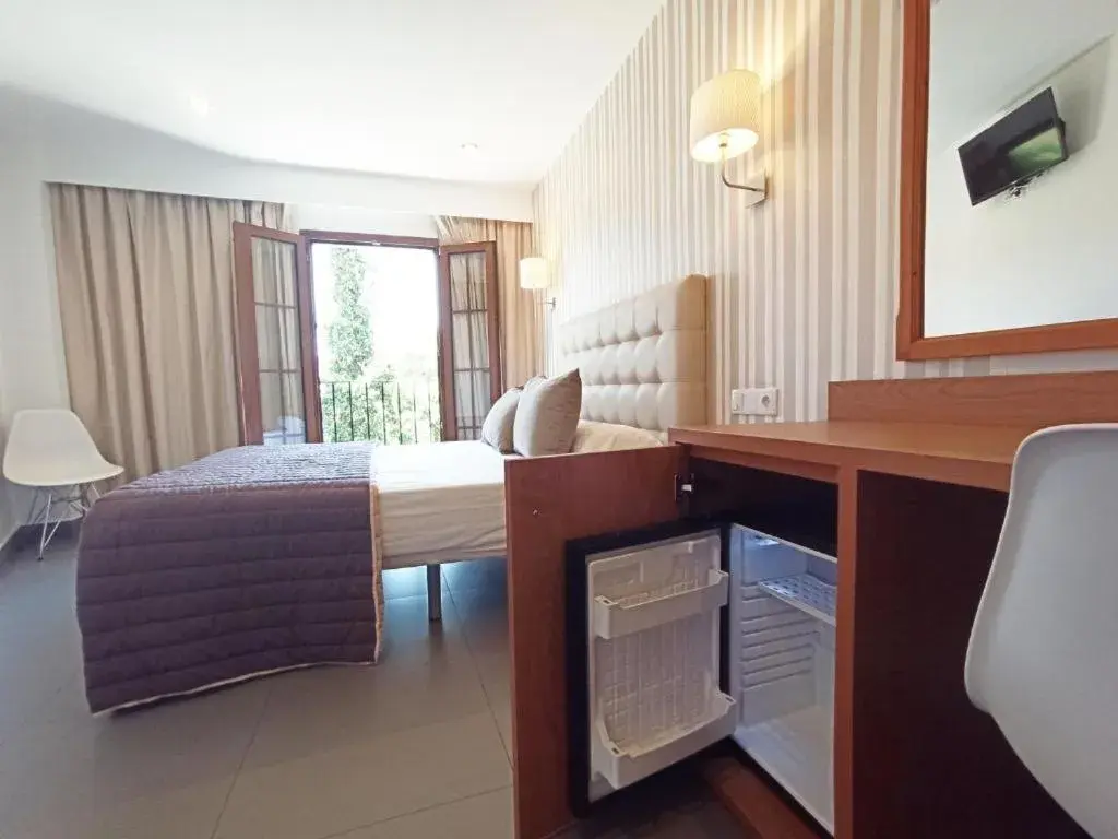 Bed in Hotel Rambla Emérita, centro ciudad Bed in Hotel Rambla Emérita, centro ciudad