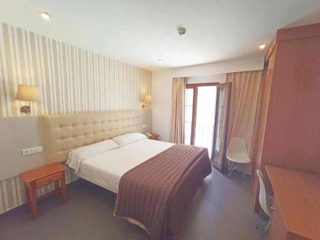 Bed in Hotel Rambla Emérita, centro ciudad