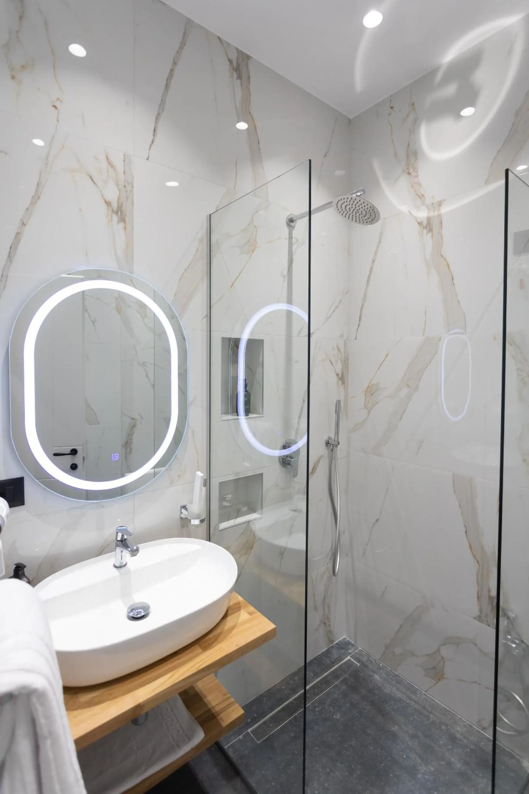 Shower in Nayel Hotel