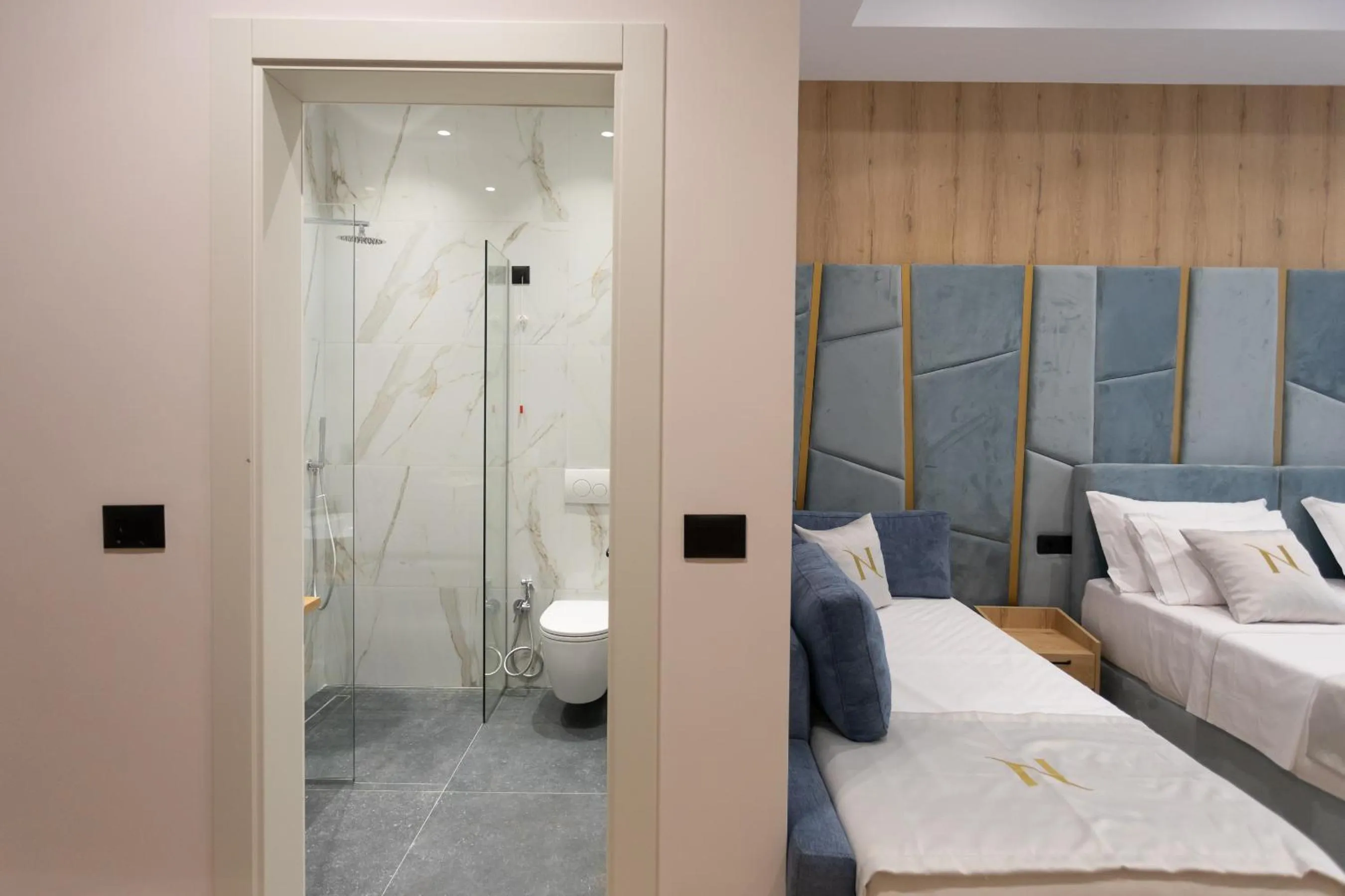 Shower, Bed in Nayel Hotel