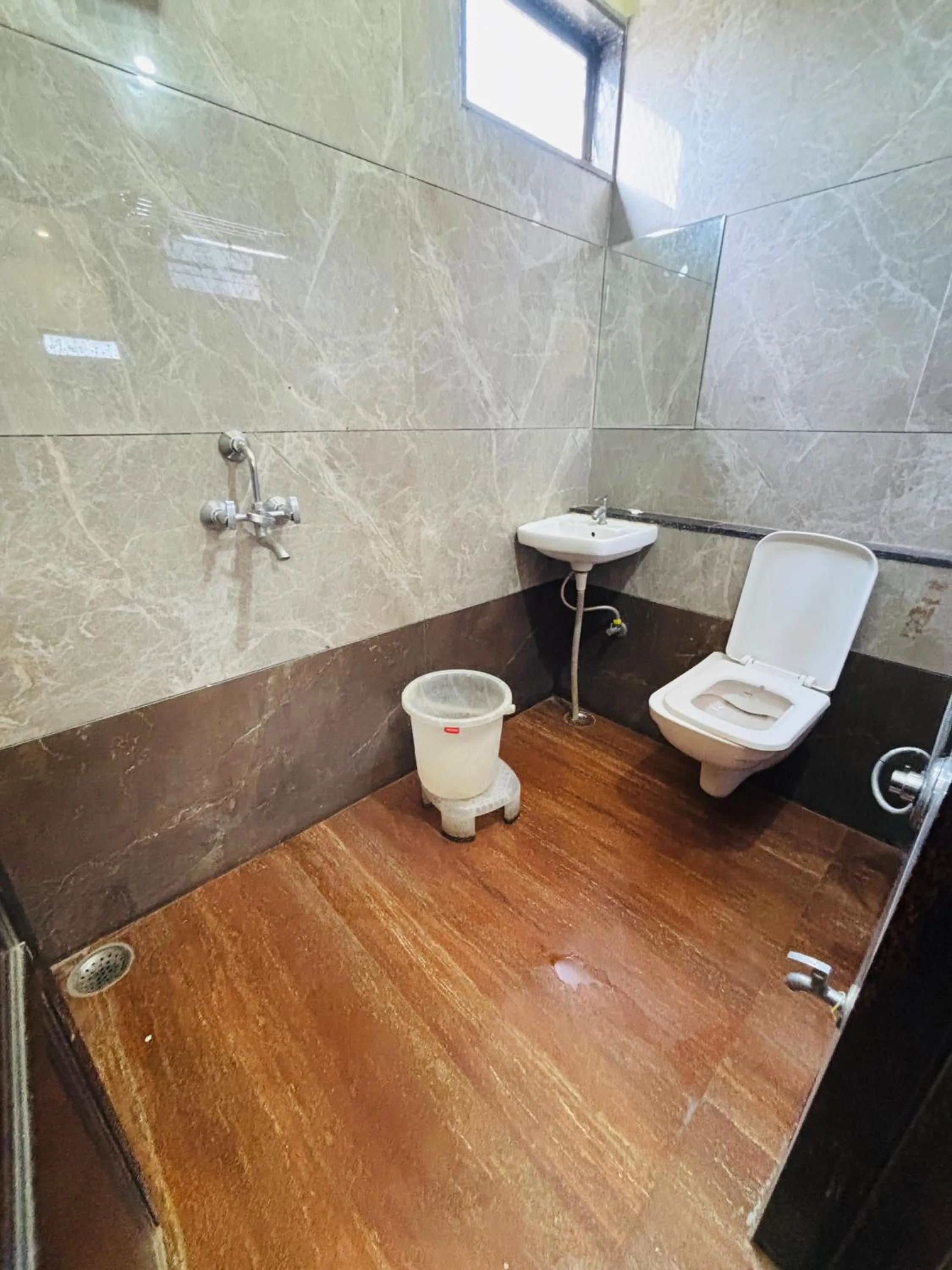 Bathroom in Shiv Ashray Resort