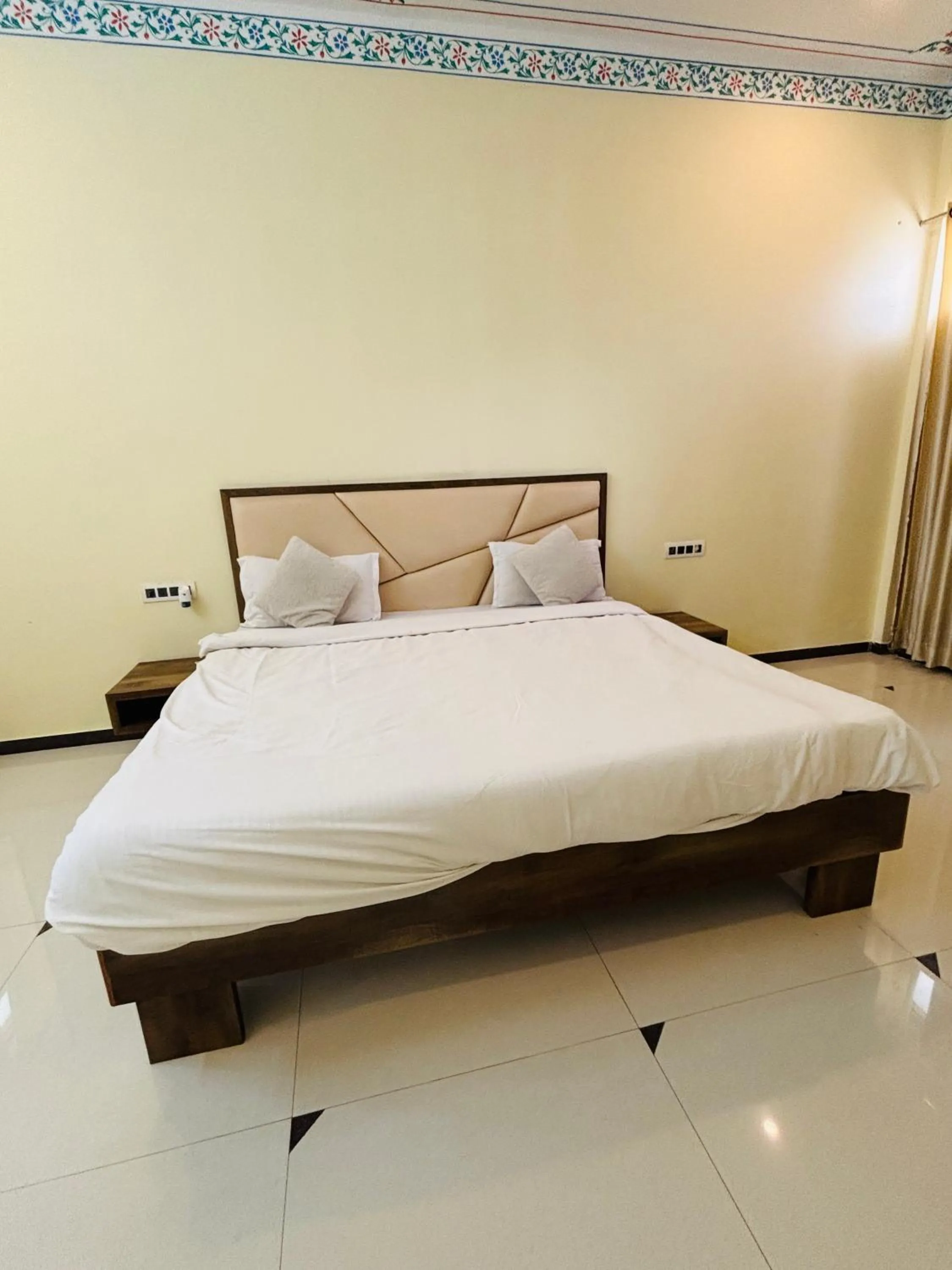 Photo of the whole room, Bed in Shiv Ashray Resort