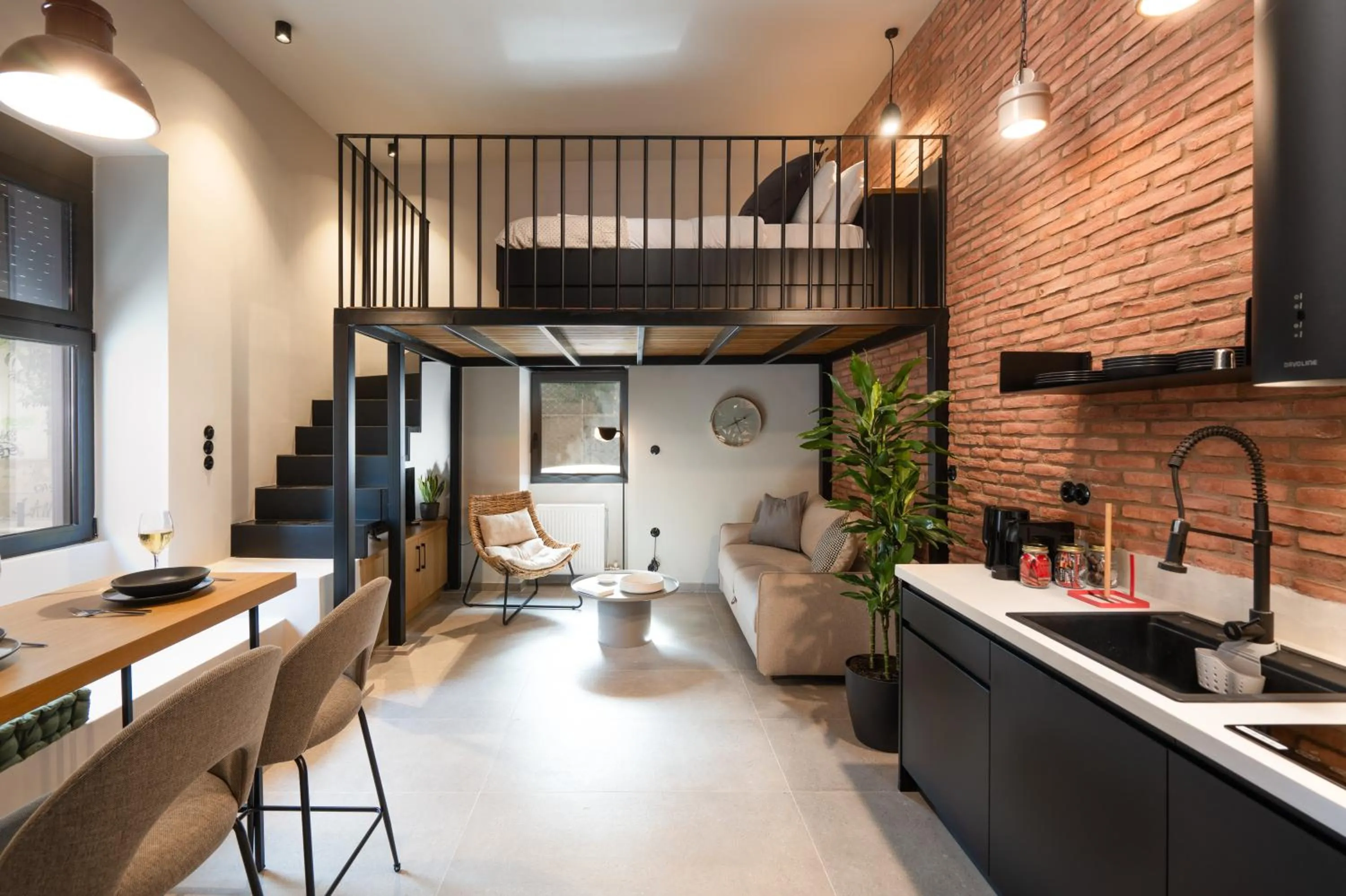 Three-Apartment Building with Rooftop access - Acropolis View