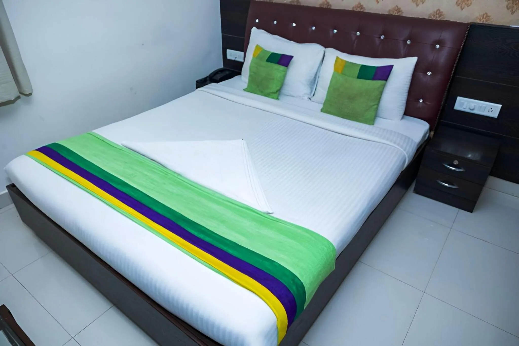 Bedroom, Bed in Palani Andavar