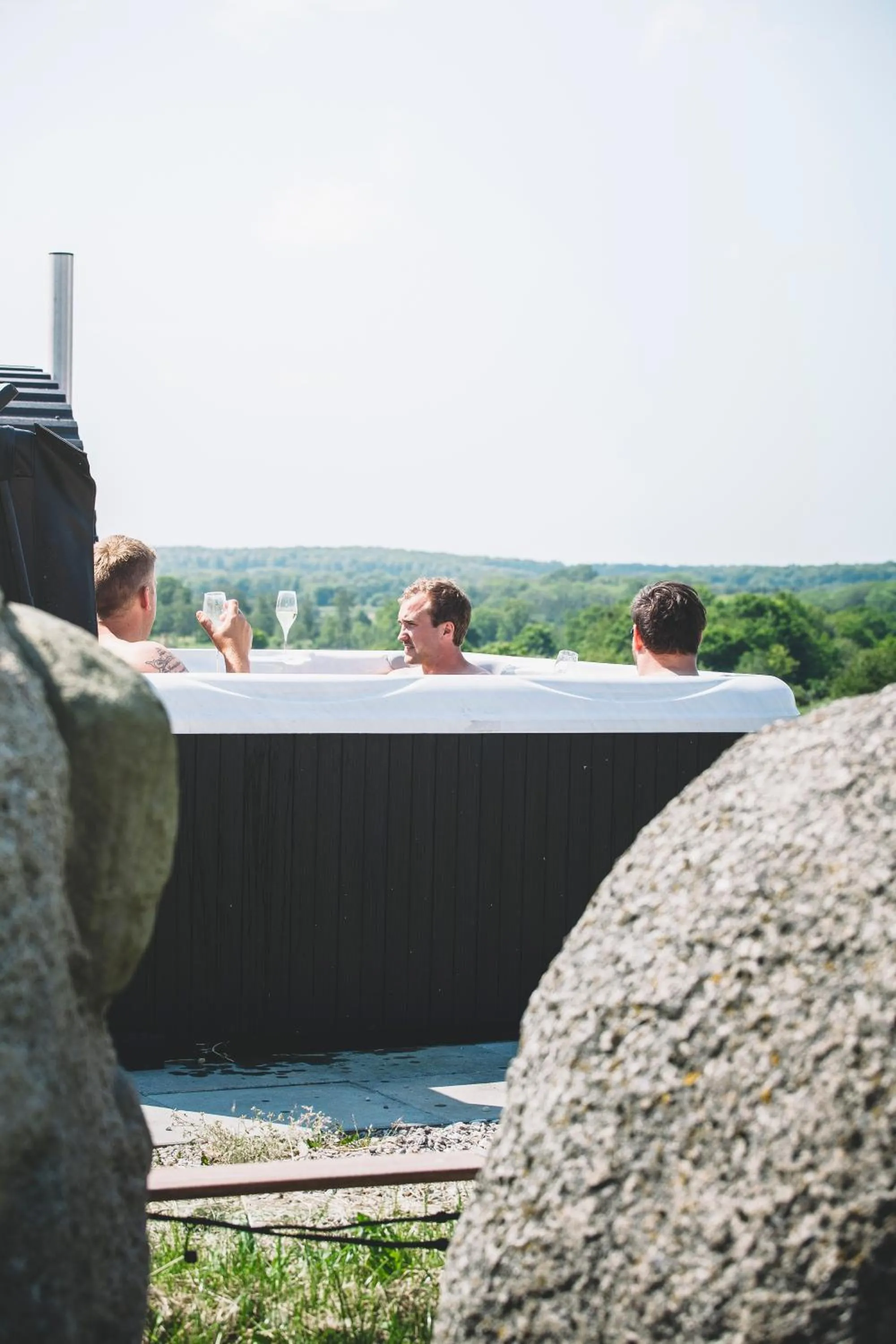 Hot Tub in Svabesholms Kungsgårds B&B och Pensionat Stenshuvud