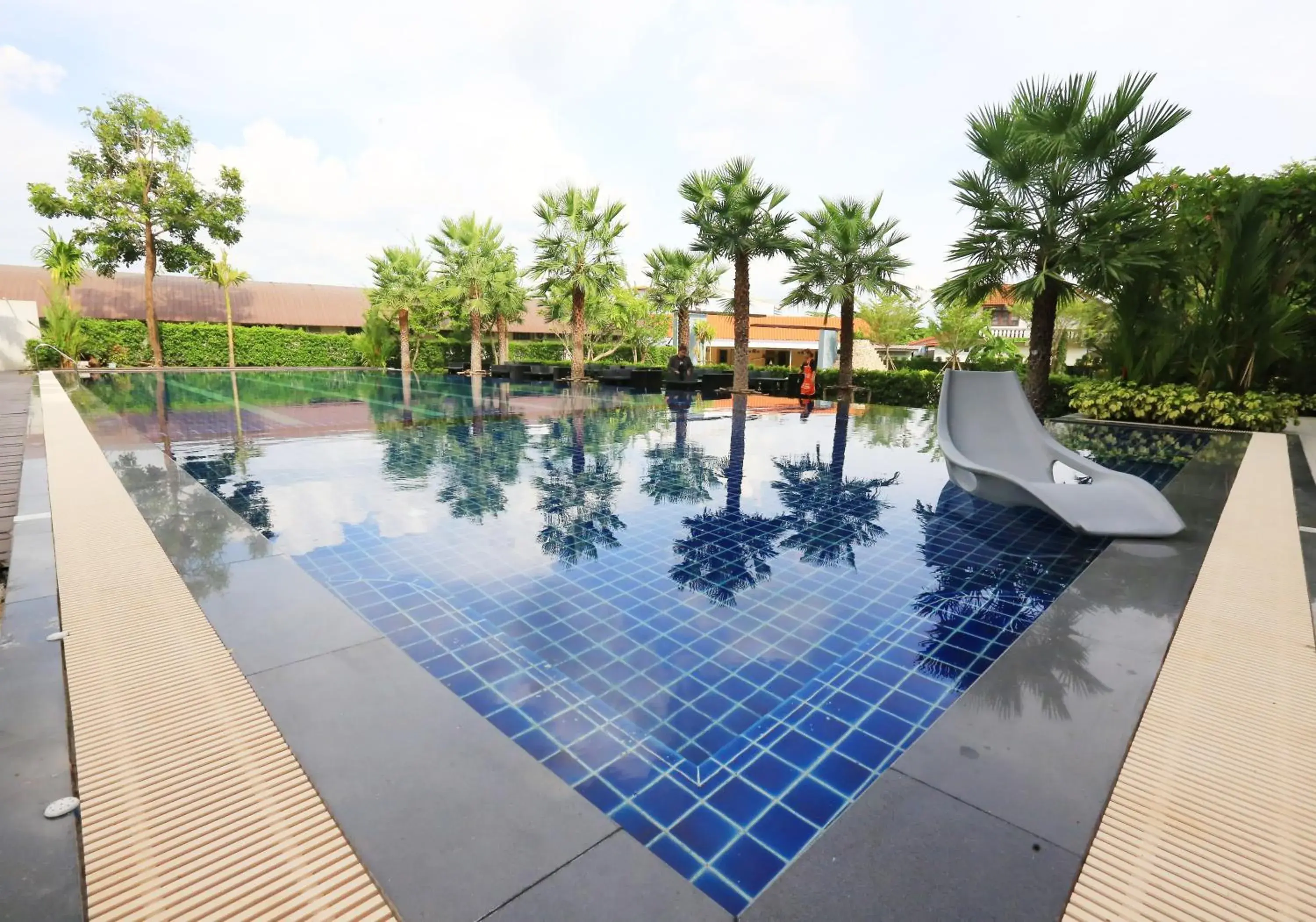 Swimming pool in Ray Hotel Buriram Swimming pool in Ray Hotel Buriram