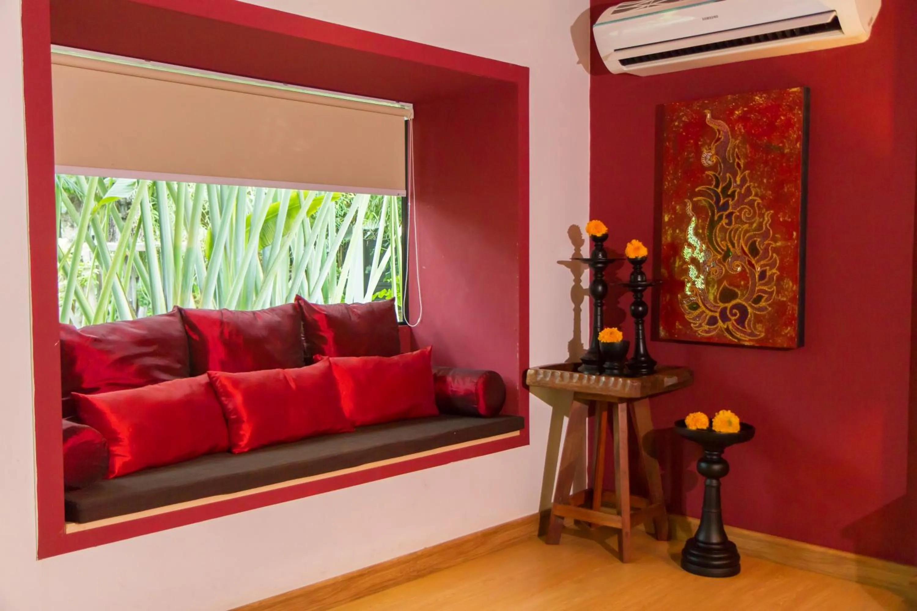 Decorative detail in E-outfitting Boutique Chiang Mai