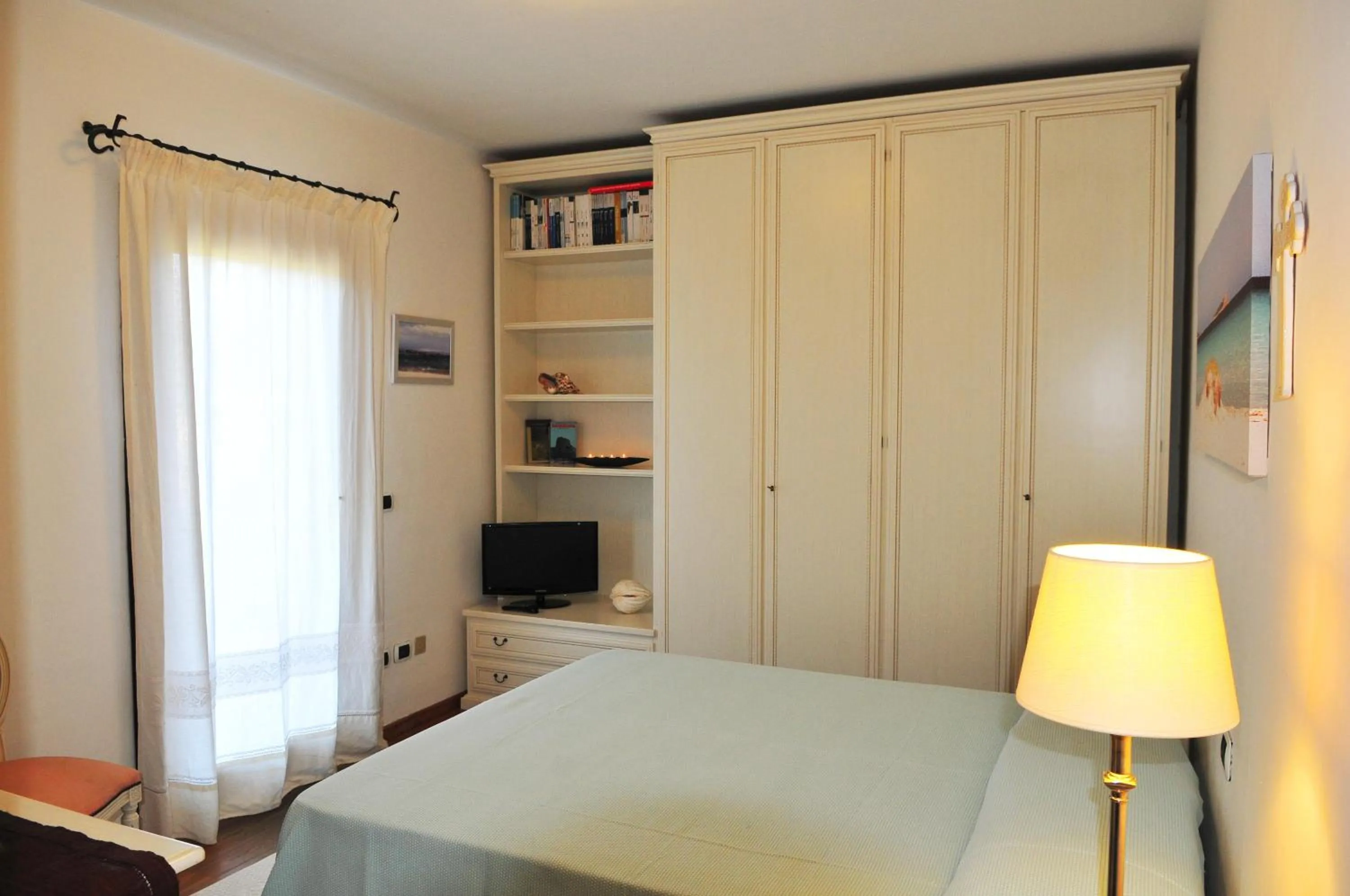 Double Room with Balcony in Villa Geron