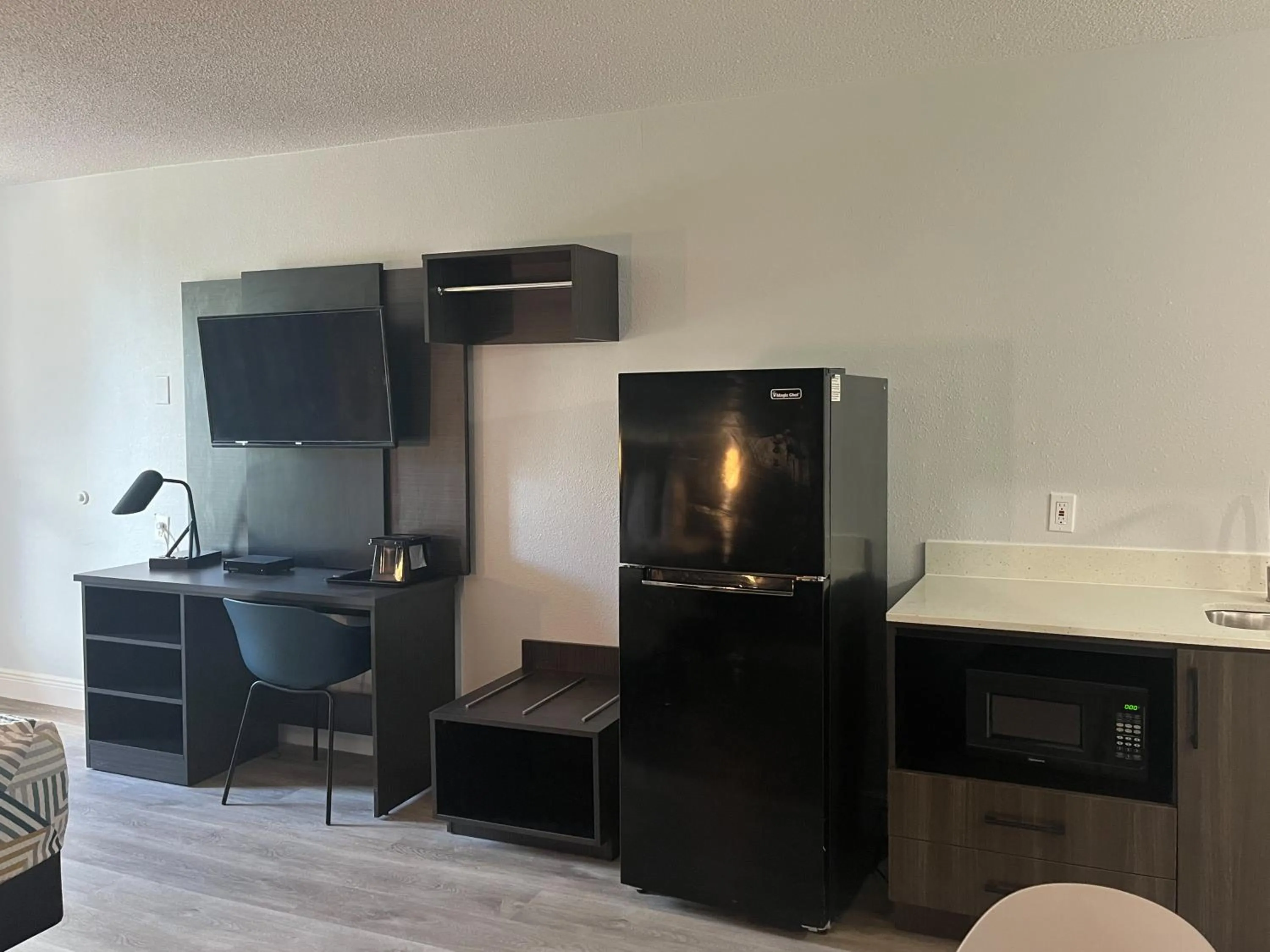 Bedroom in Americas Best Value Inn Hammond