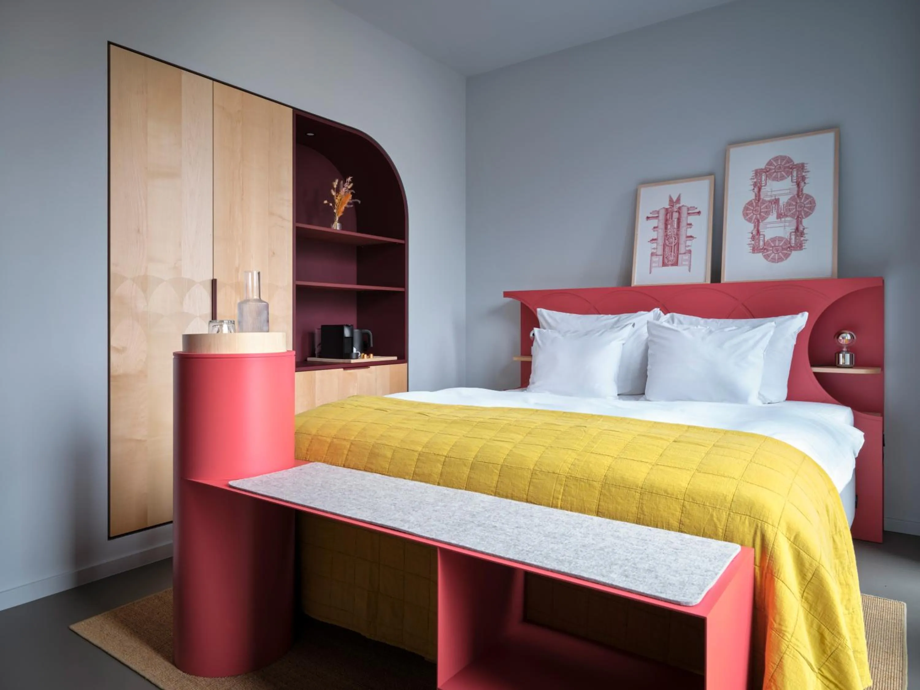 Bed in NOXX Hotel Marburg