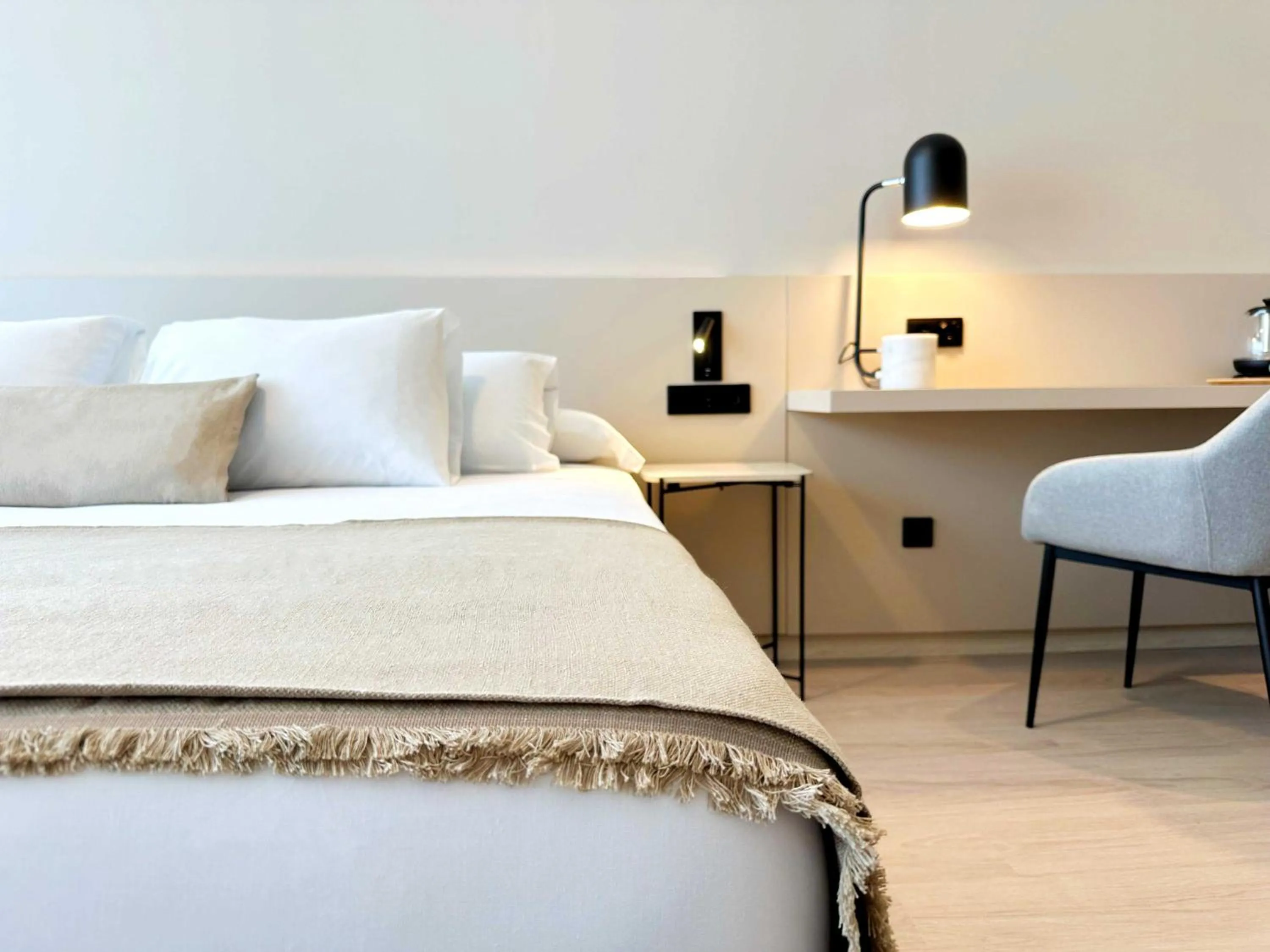 HQ Arena Hotel