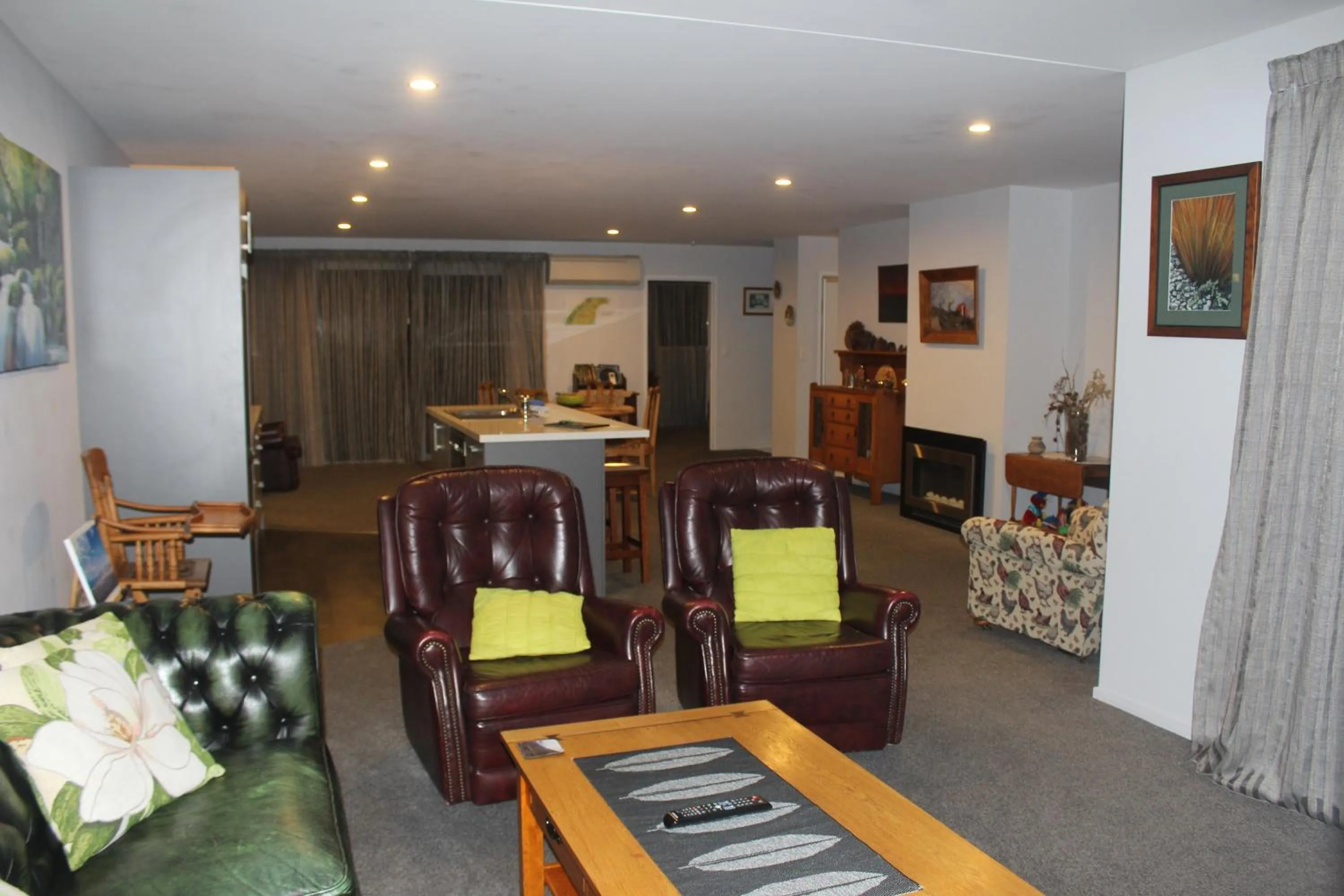 Photo of the whole room in The Mackenzie Apartments