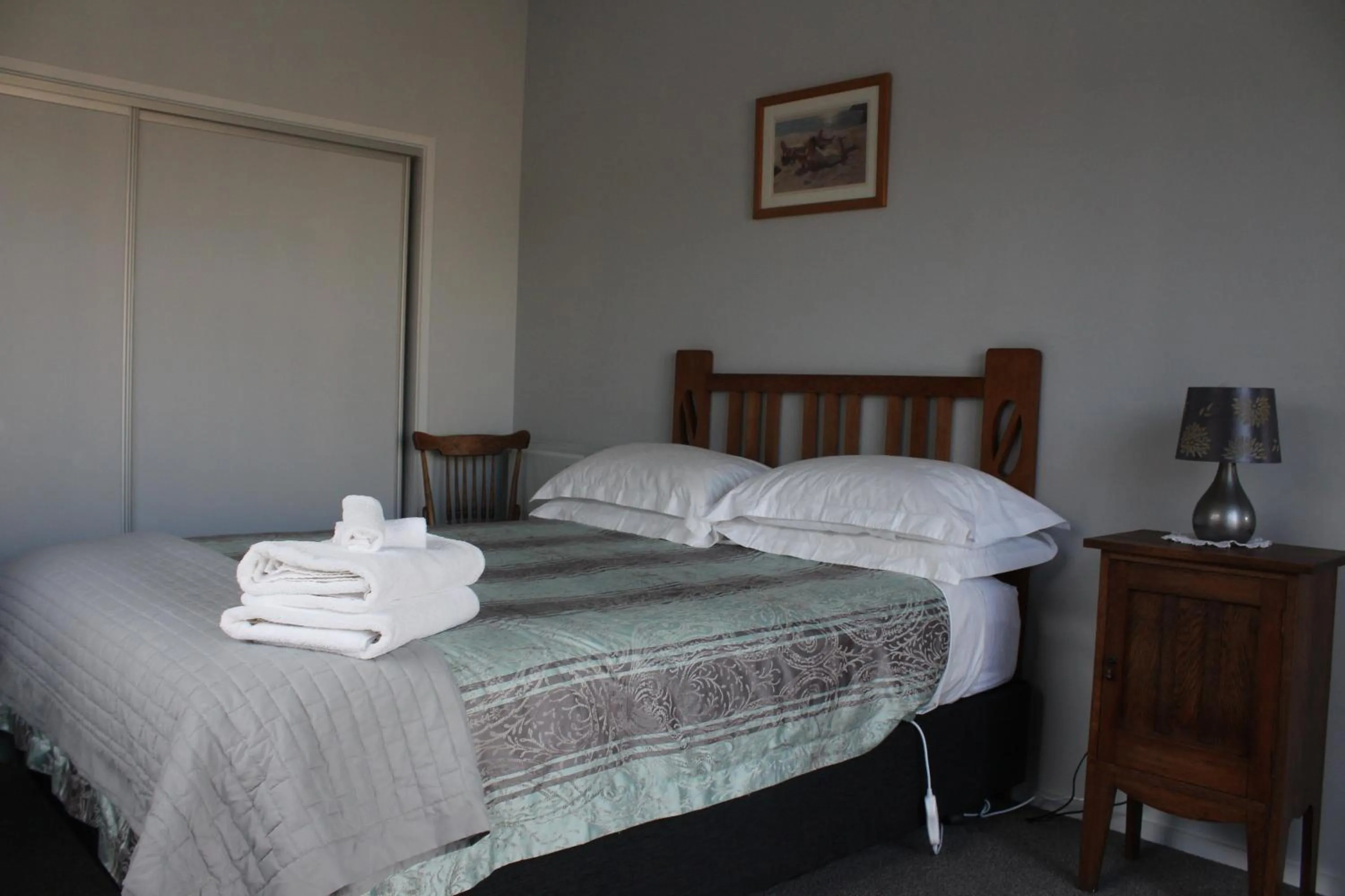 Bedroom, Bed in The Mackenzie Apartments