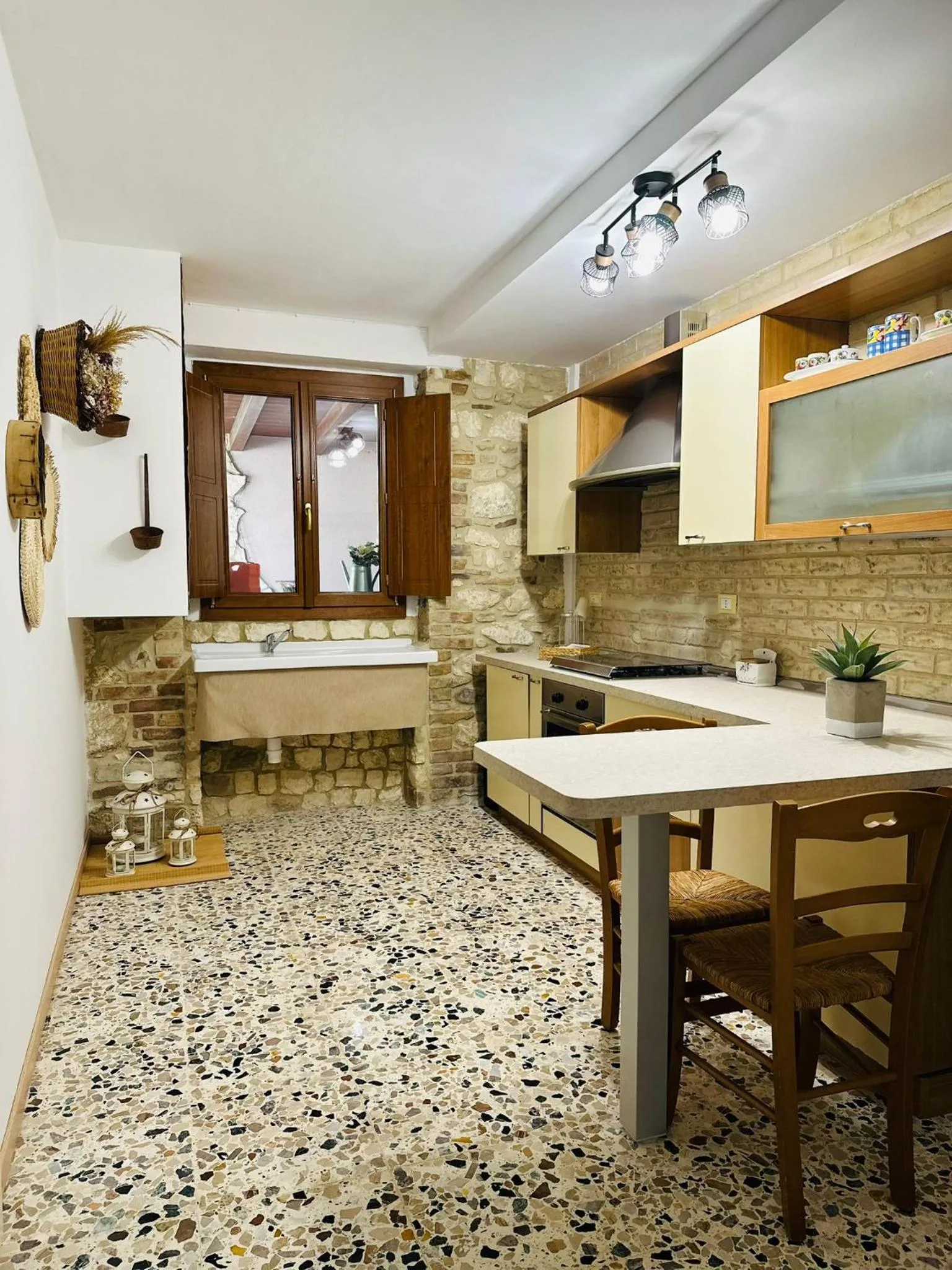 kitchen in Bed & Breakfast Mafi