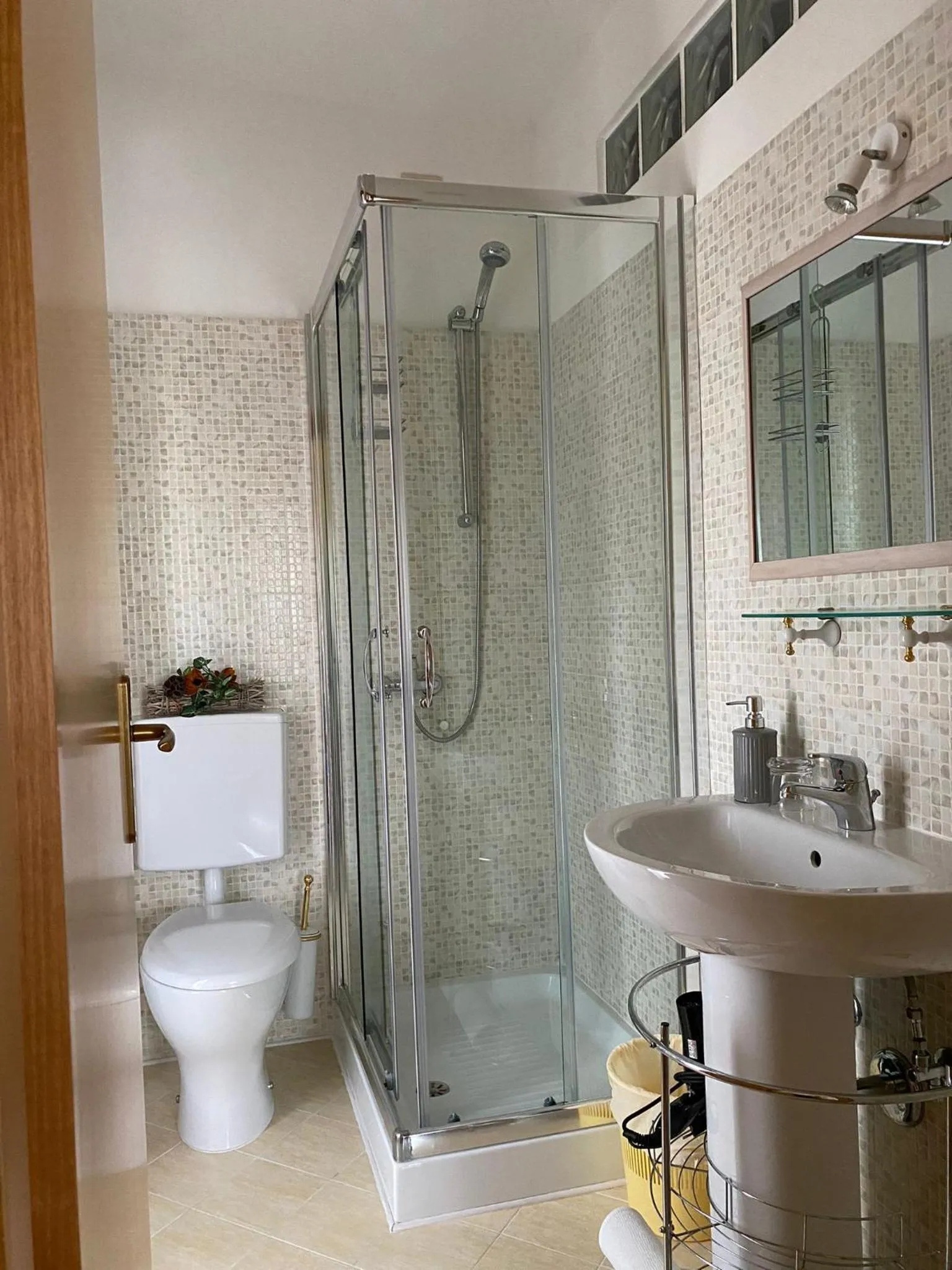 Bathroom in Bed & Breakfast Mafi