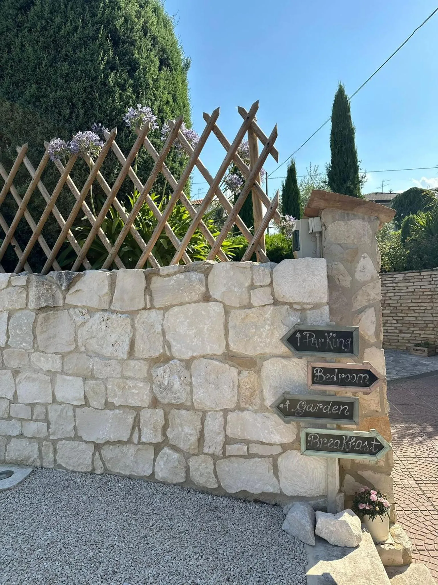 Garden in Bed & Breakfast Mafi