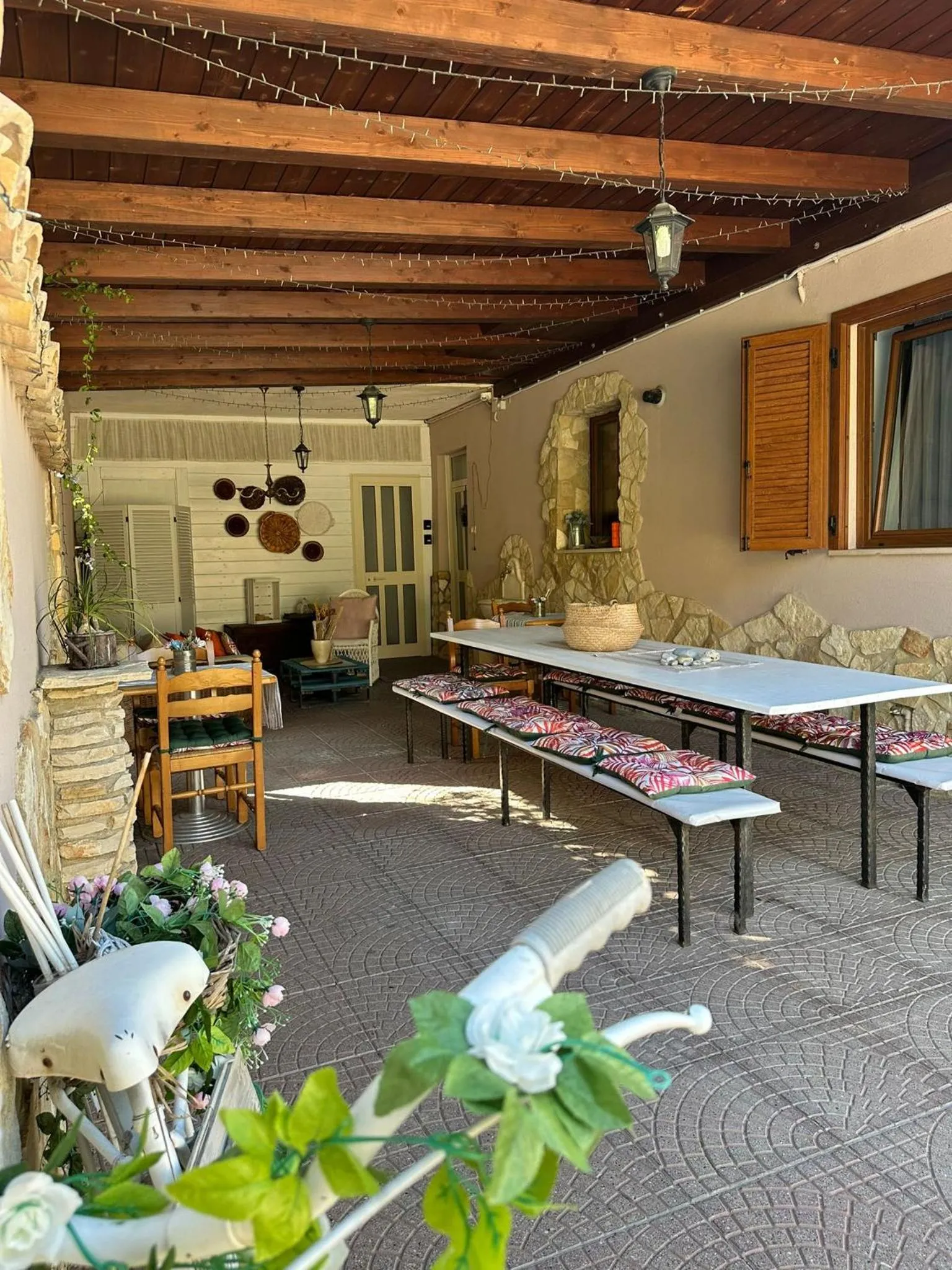 Patio in Bed & Breakfast Mafi