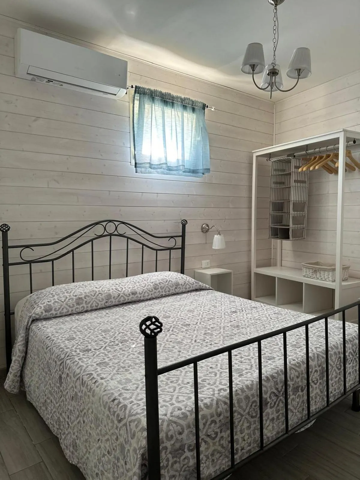 Bedroom, Bed in Bed & Breakfast Mafi