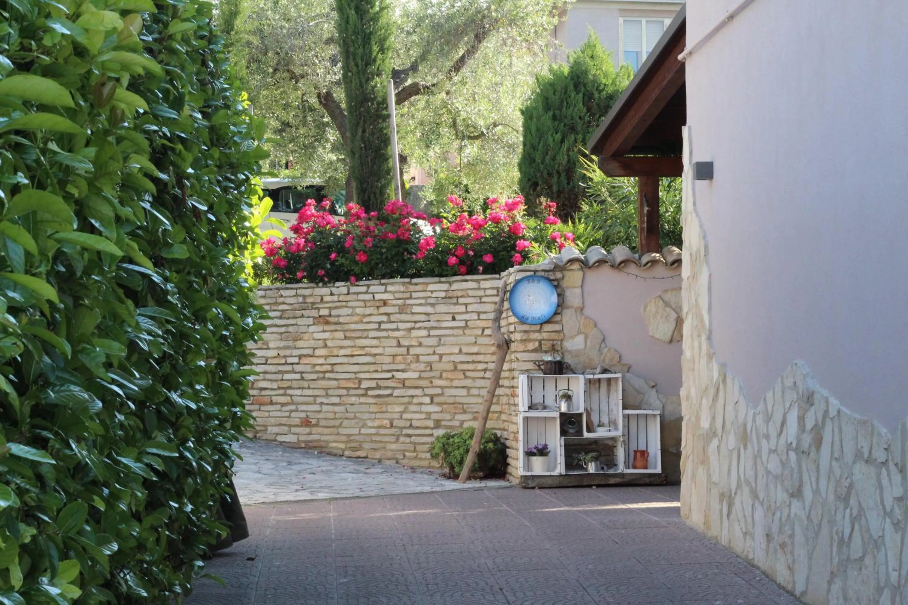 Garden in Bed & Breakfast Mafi