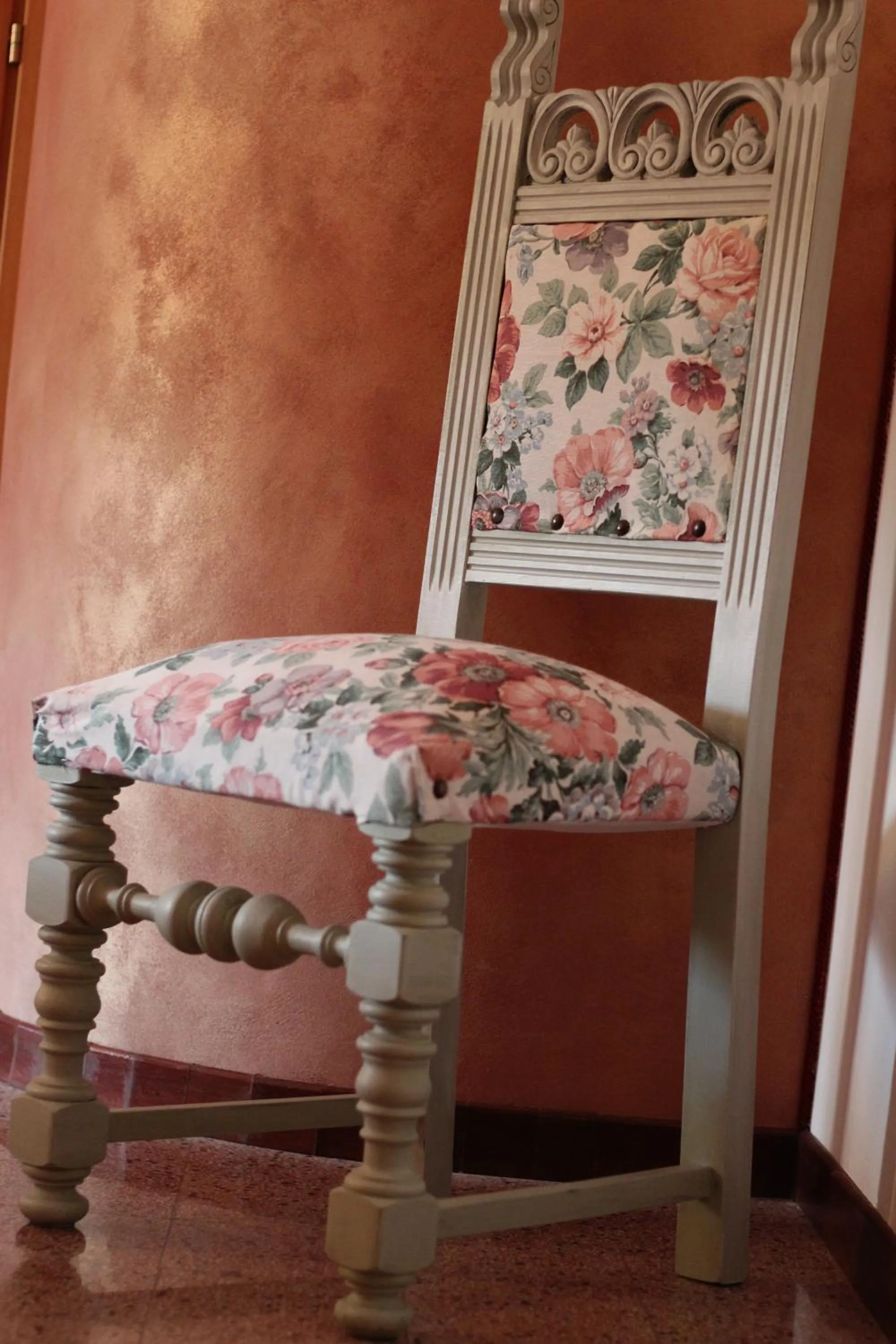 Decorative detail in Bed & Breakfast Mafi