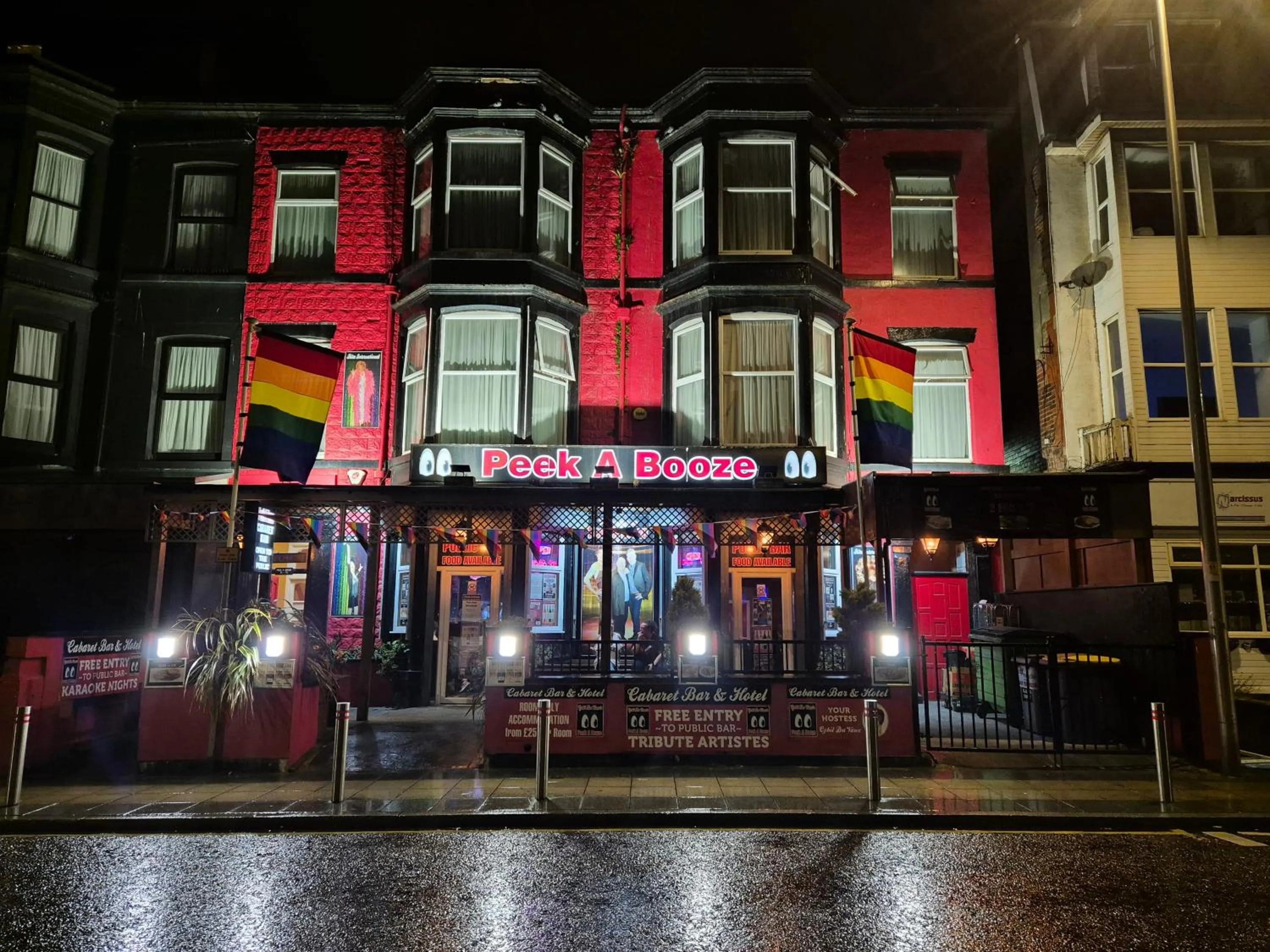 Property building in Peek-a-Booze - Budget Hotel - Adults Only