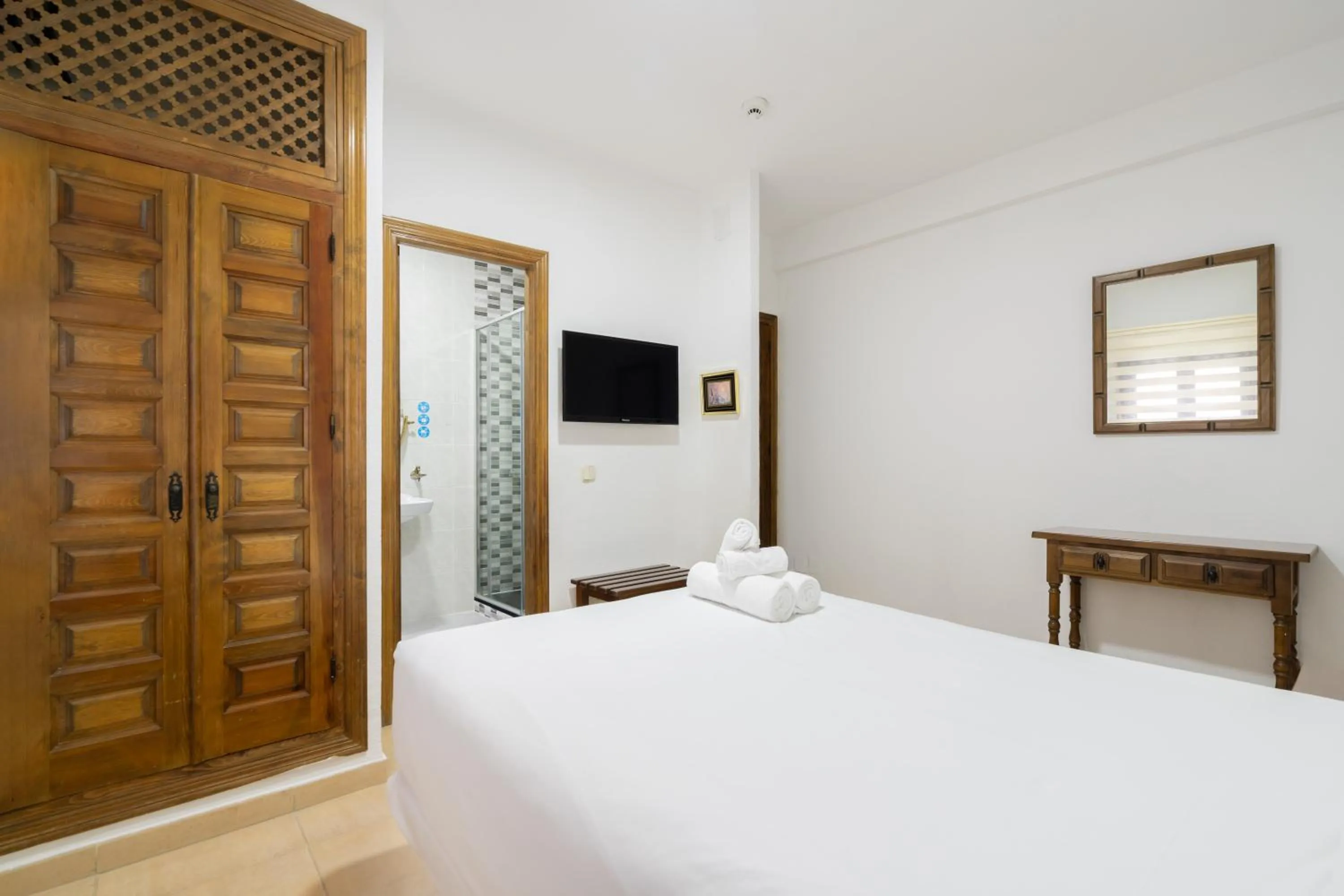 Bed in Hotel La Quinta de Santillán