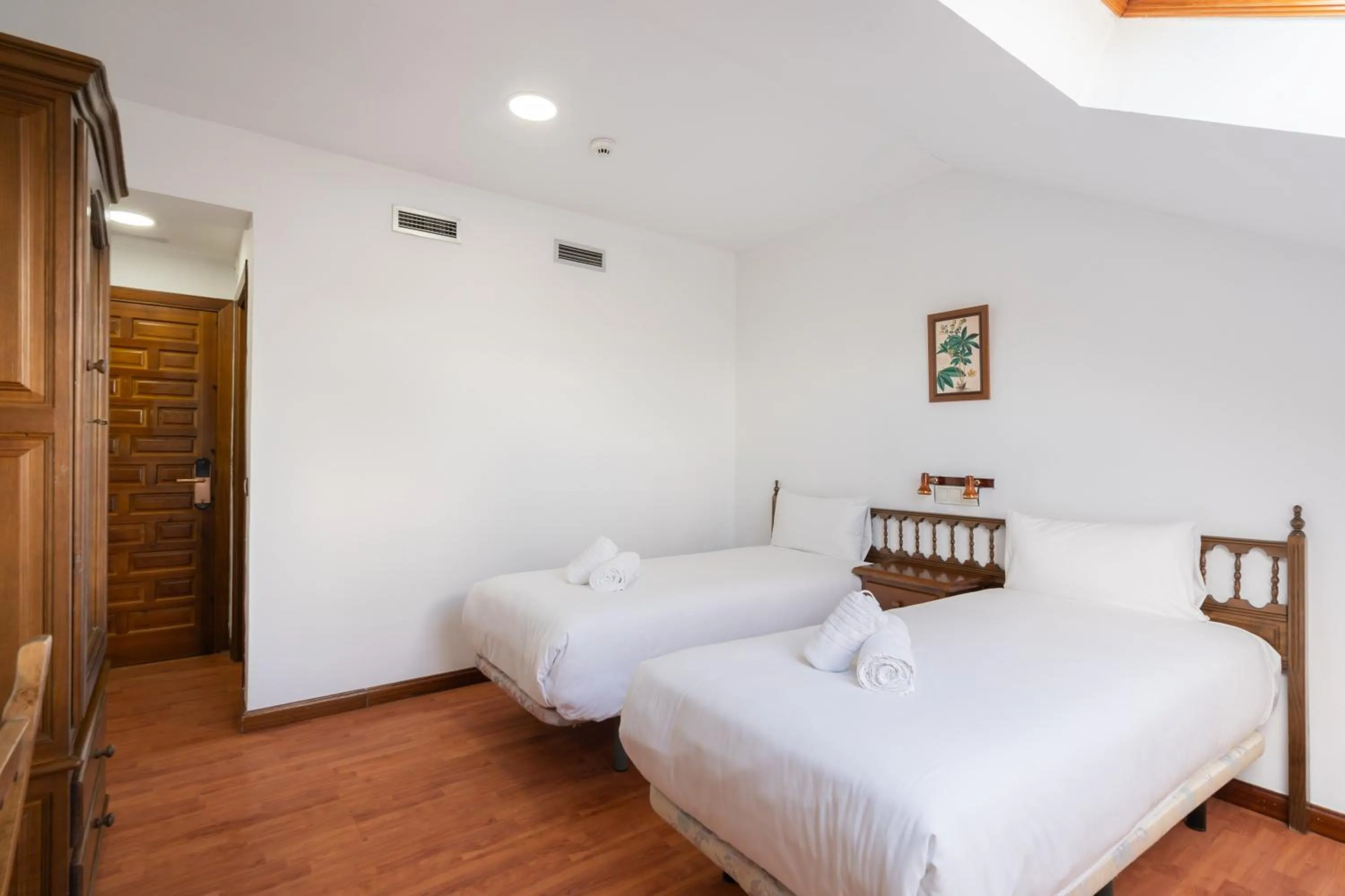 Bed in Hotel La Quinta de Santillán