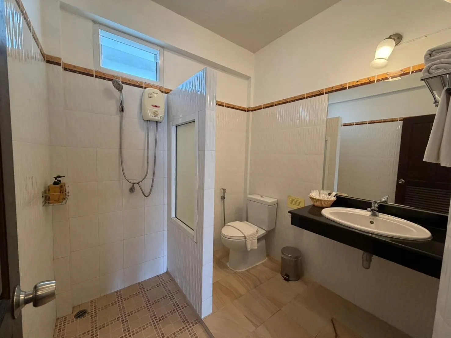 Photo of the whole room in Bhu Tarn Koh Chang Resort & Spa