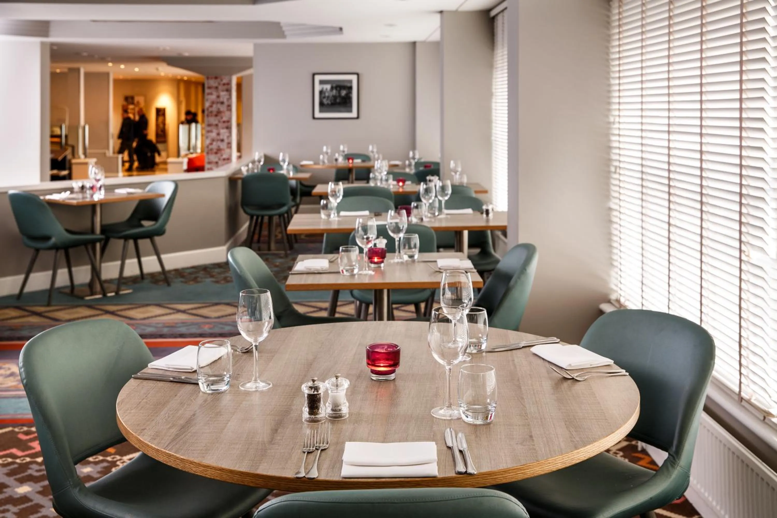 Restaurant/Places to Eat in Mercure London Watford Hotel