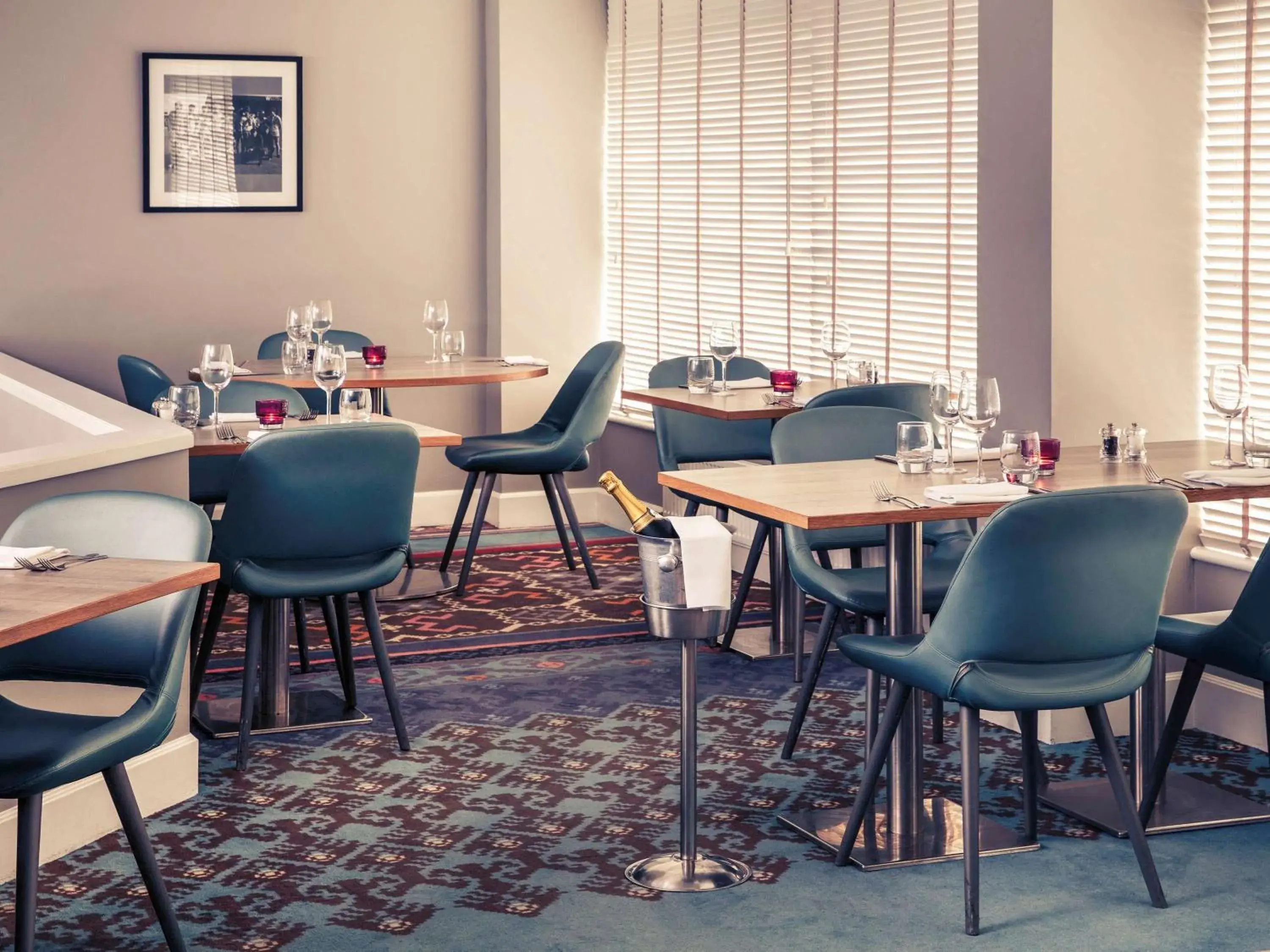 Restaurant/Places to Eat in Mercure London Watford Hotel