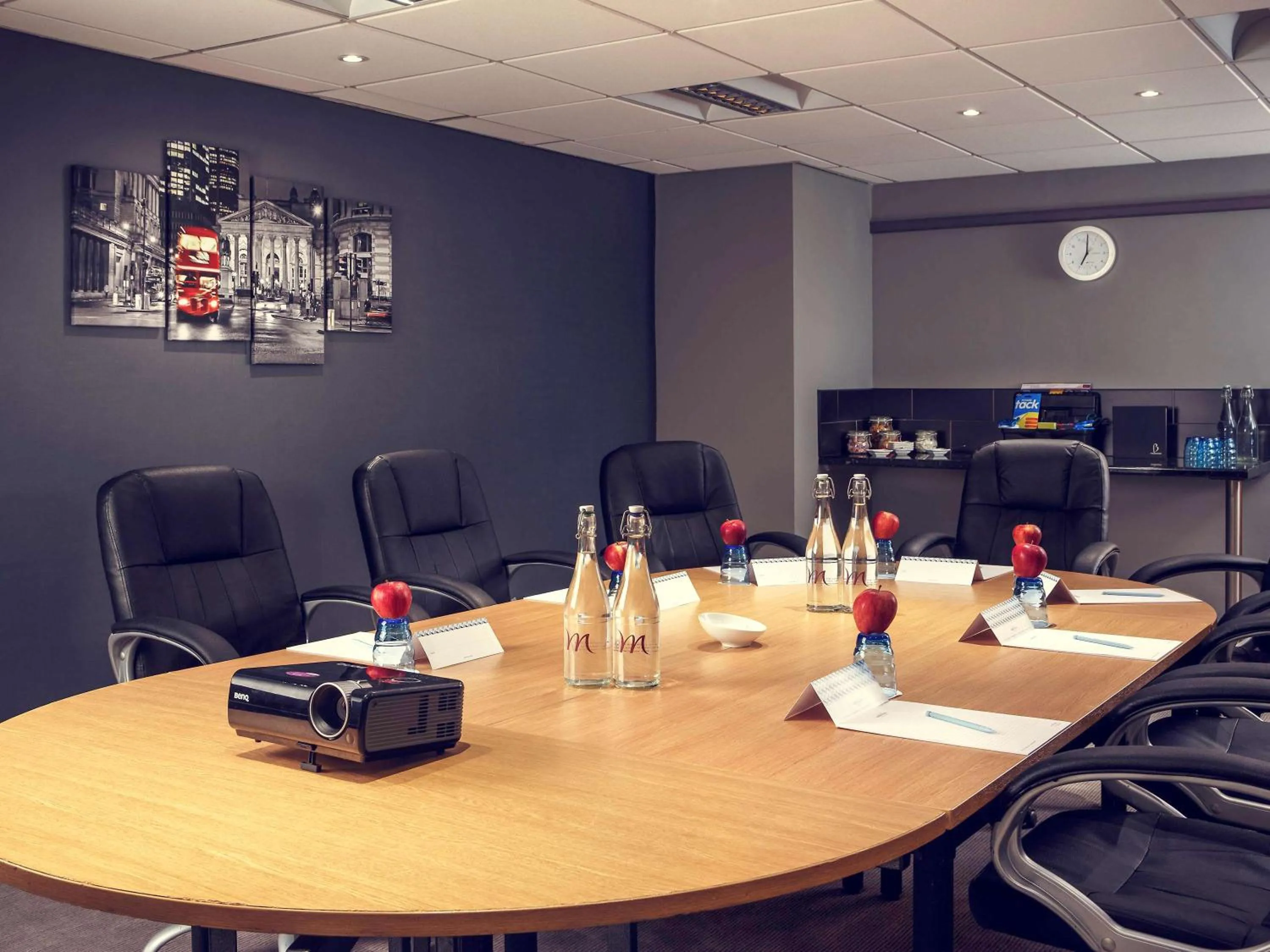 Business facilities in Mercure London Watford Hotel