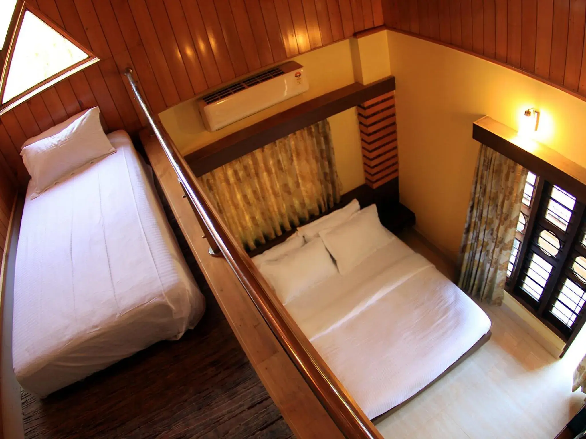 Photo of the whole room, Bed in The Reserve Gorumara Photo of the whole room, Bed in The Reserve Gorumara