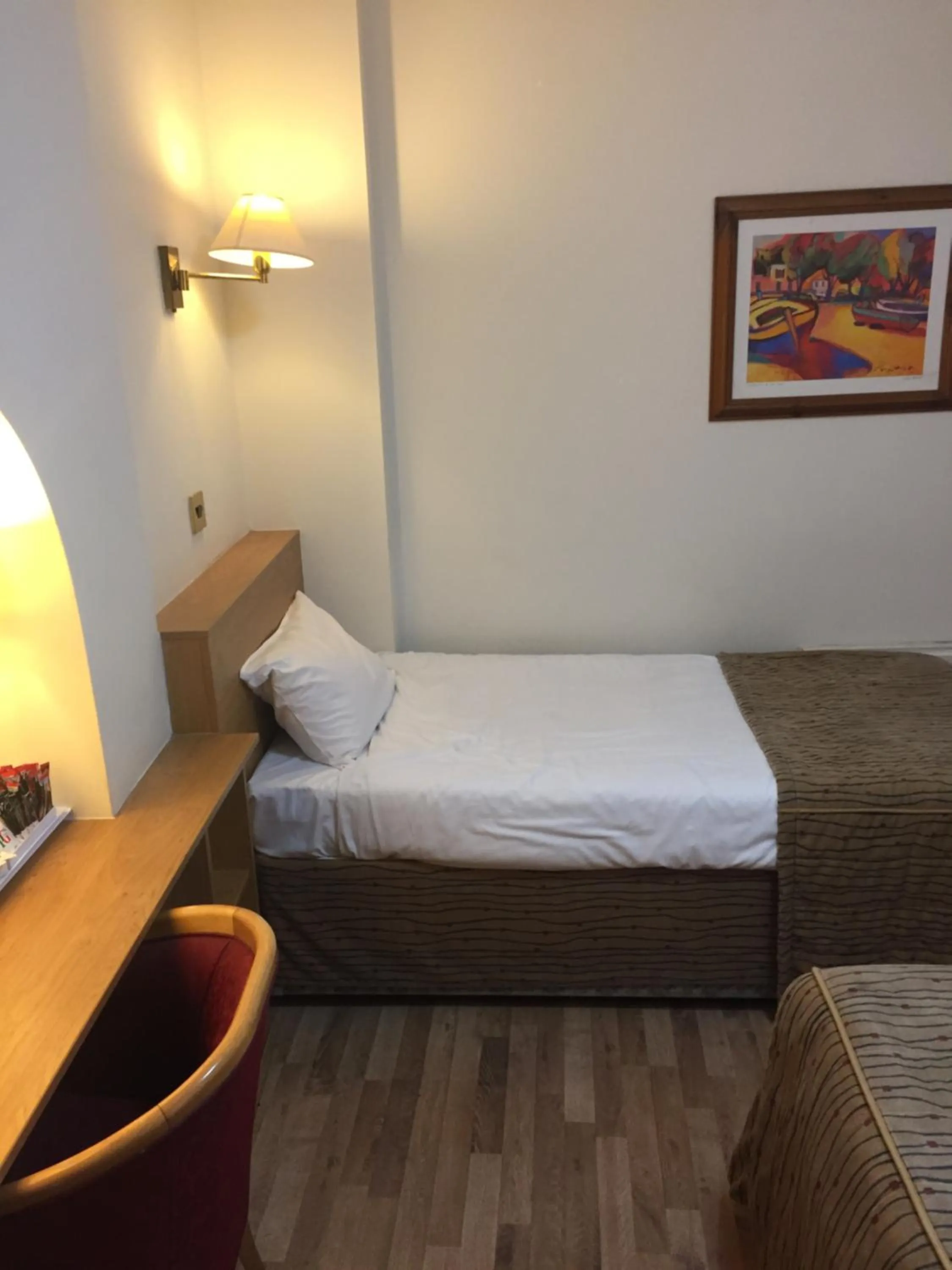 Bed in Crescent Hotel