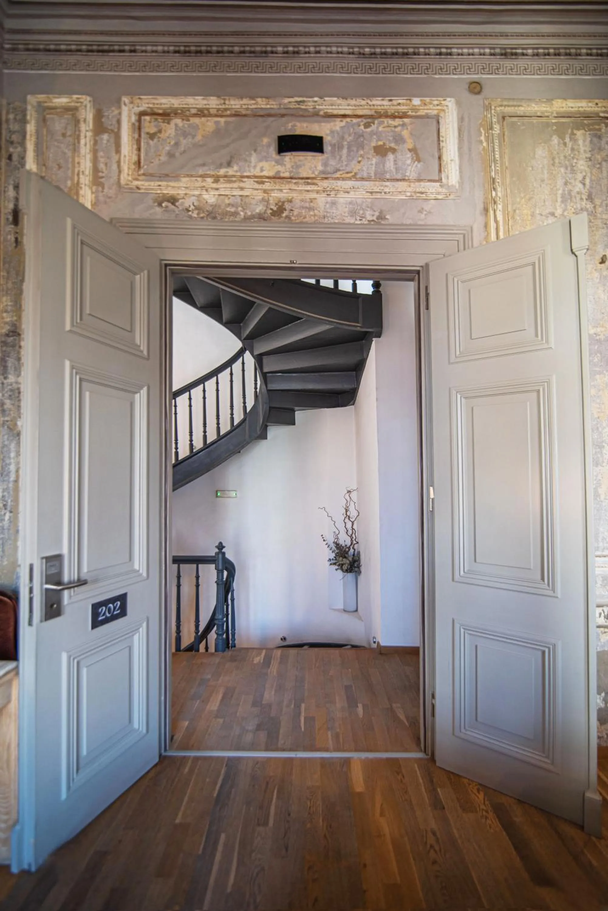 Property building in Emporikon Athens Hotel