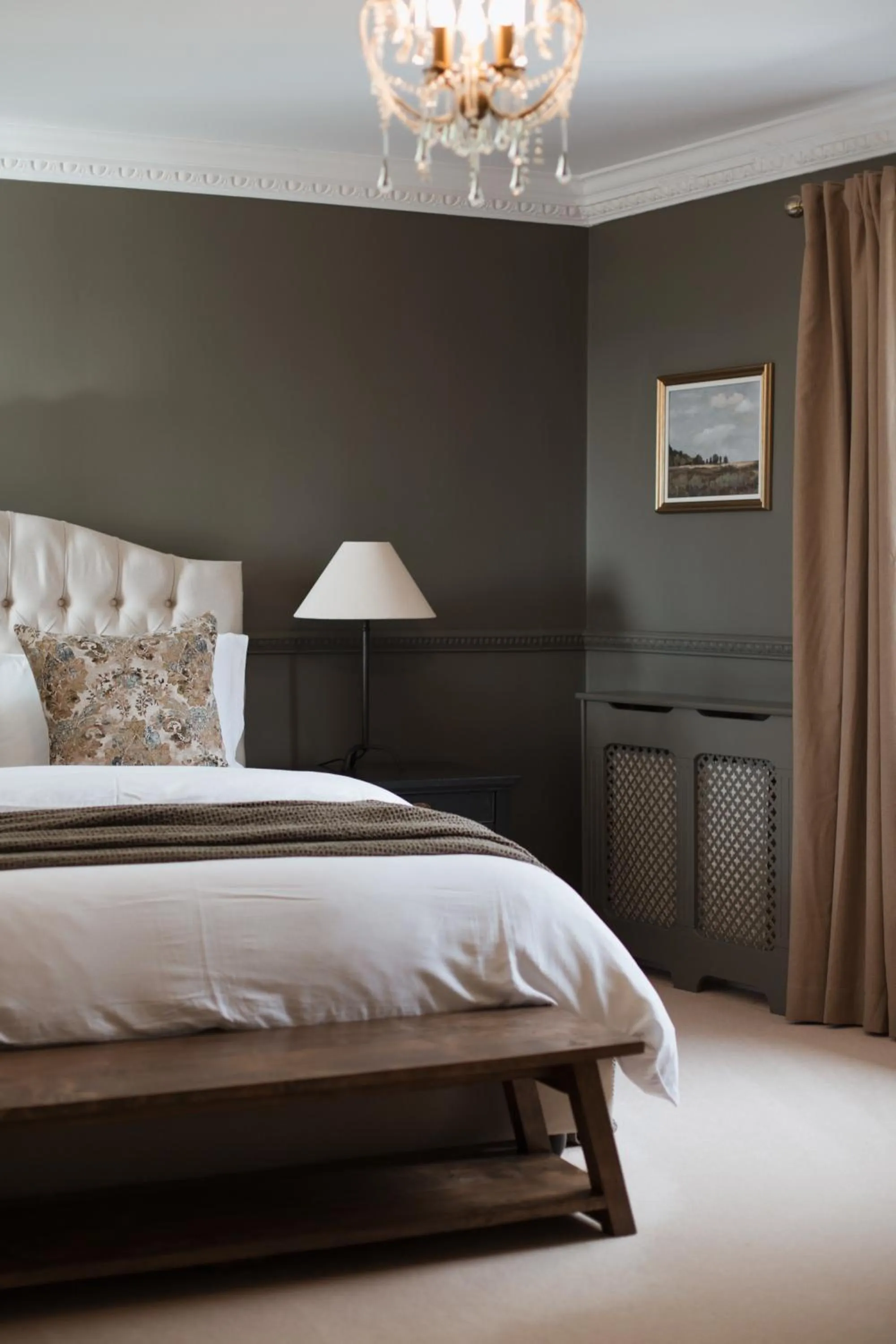 Bedroom, Bed in Mossie's