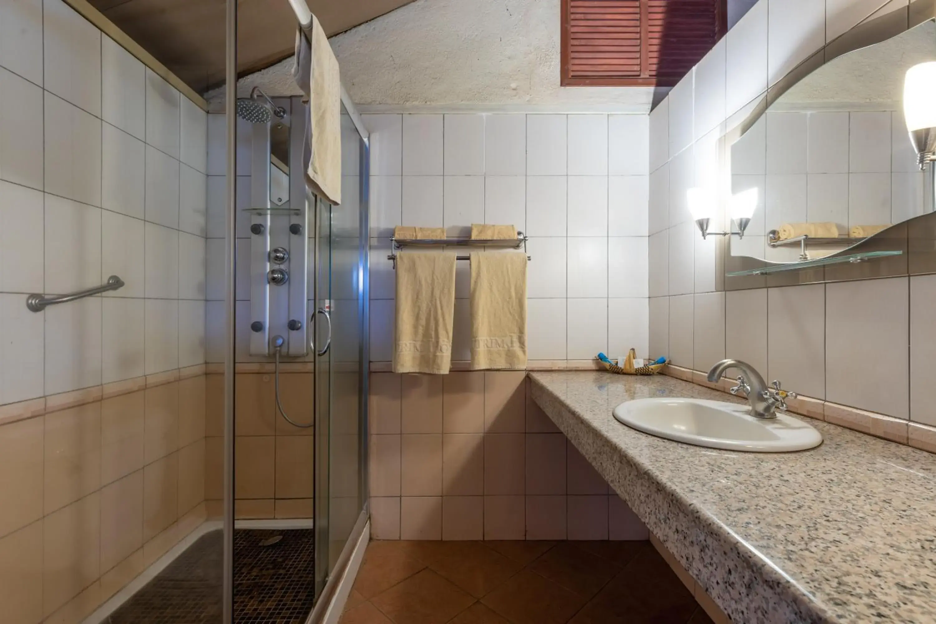 Deluxe Twin Room - single occupancy in Sentrim Amboseli Lodge Deluxe Twin Room - single occupancy in Sentrim Amboseli Lodge