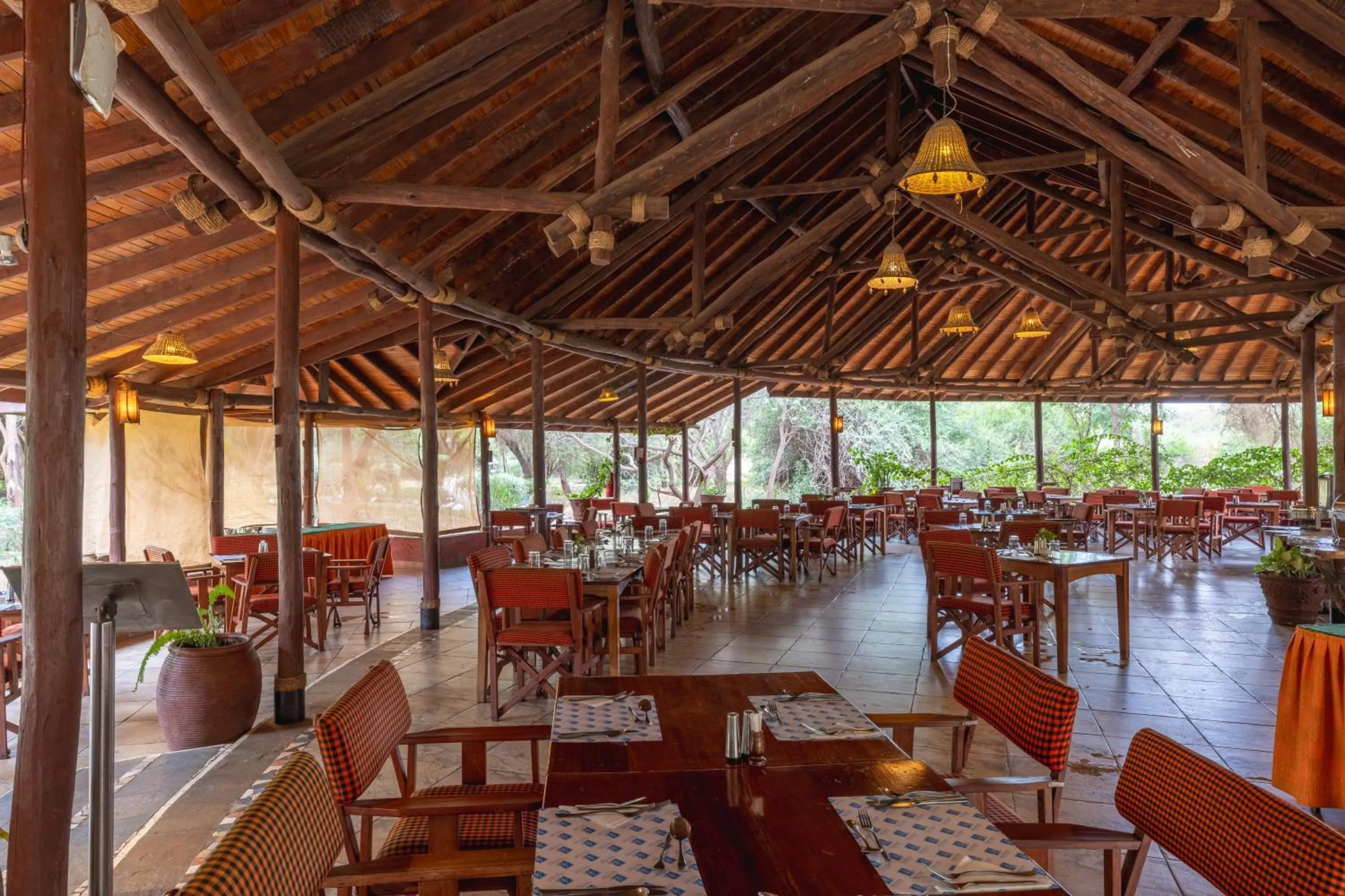 Restaurant/places to eat in Sentrim Amboseli Lodge