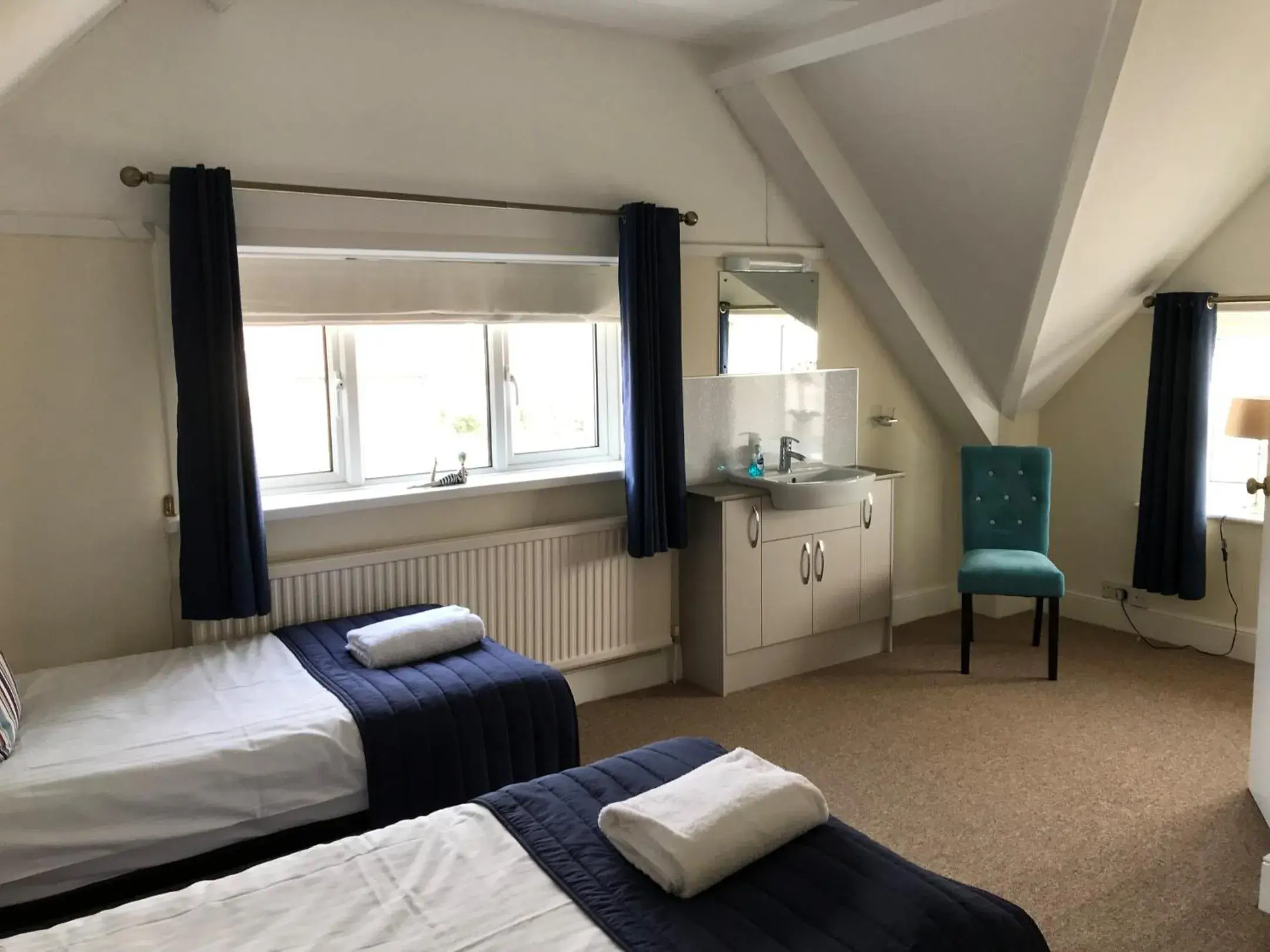 Bedroom, Bed in Beachside Suites