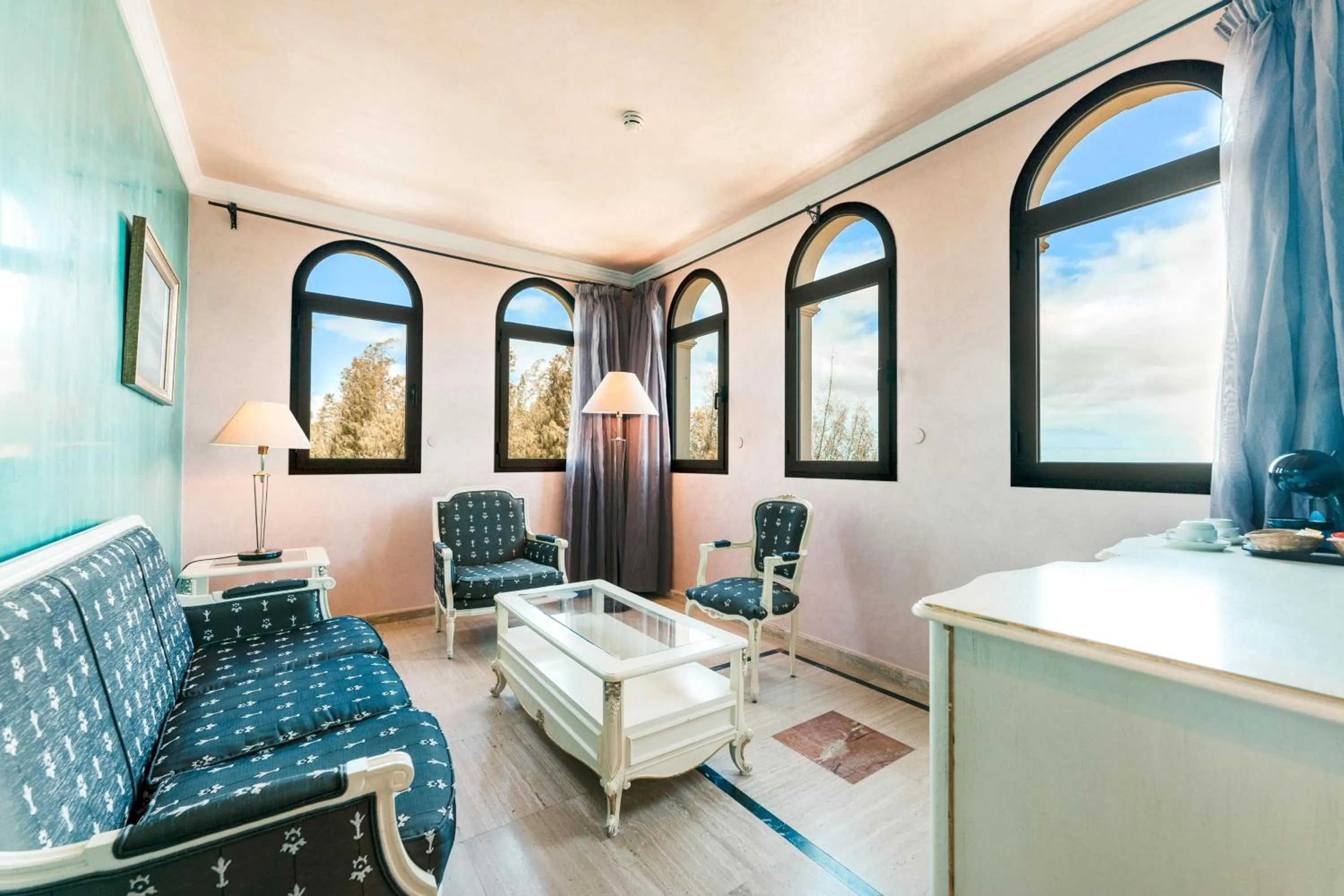 Photo of the whole room in R2 Rio Calma