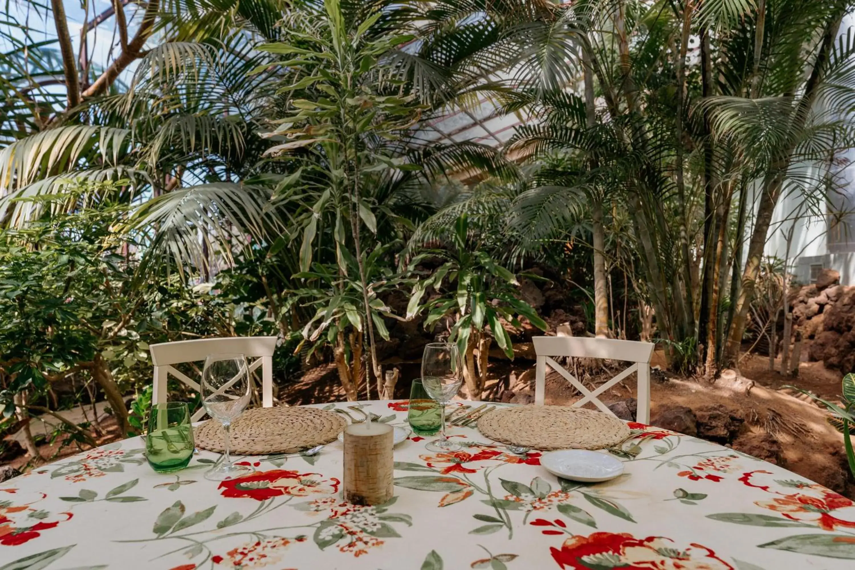 Restaurant/places to eat in R2 Rio Calma Restaurant/places to eat in R2 Rio Calma