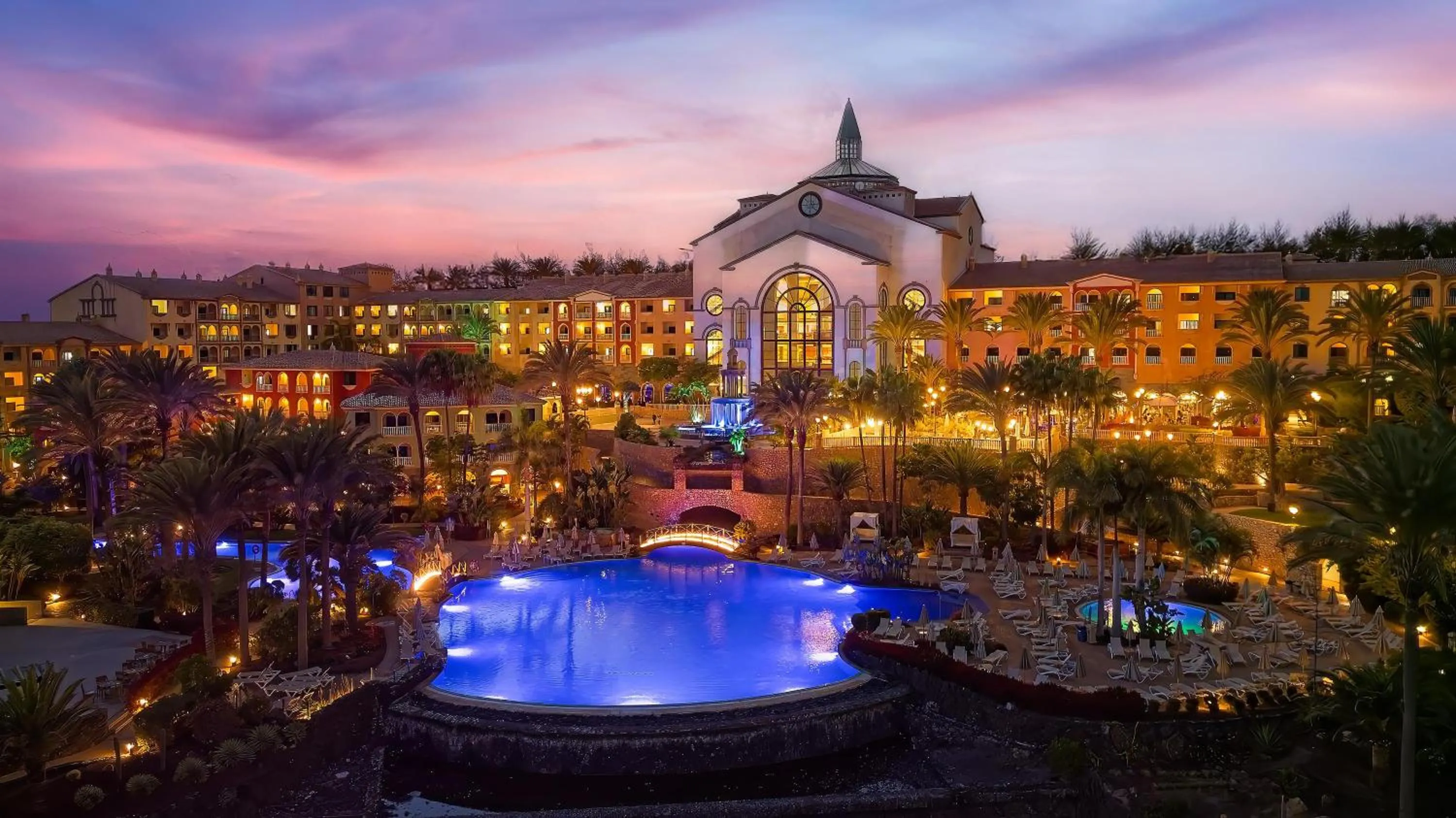 Property building in R2 Rio Calma