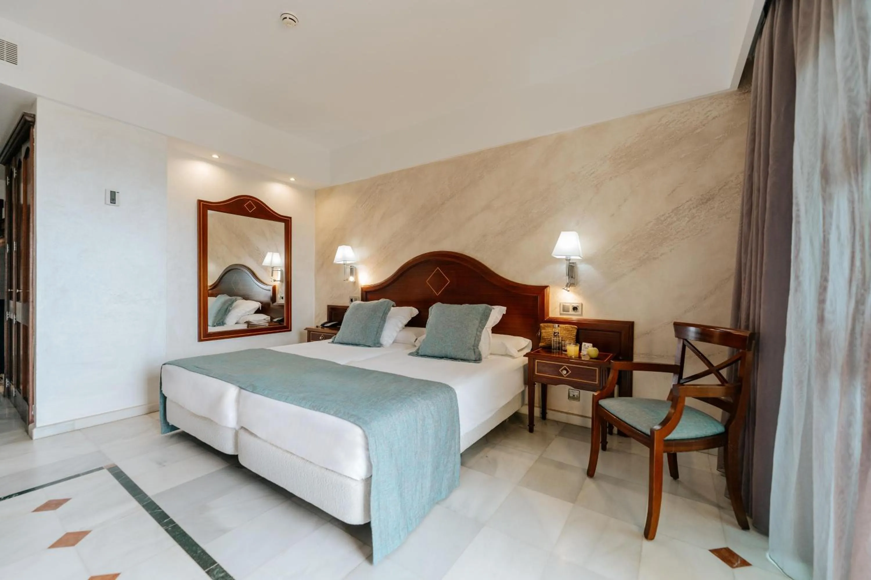 Photo of the whole room, Bed in R2 Rio Calma