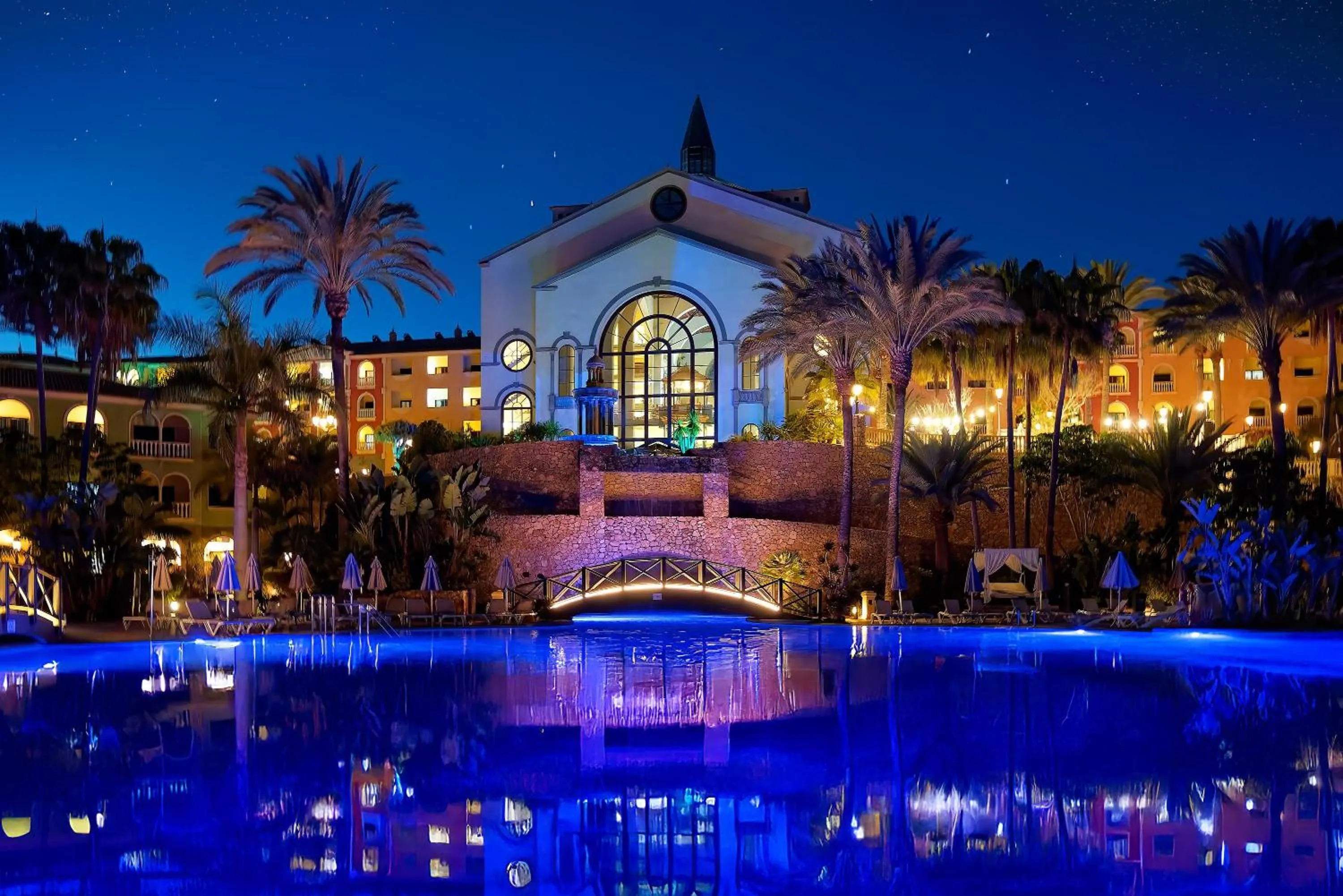 Swimming pool in R2 Rio Calma