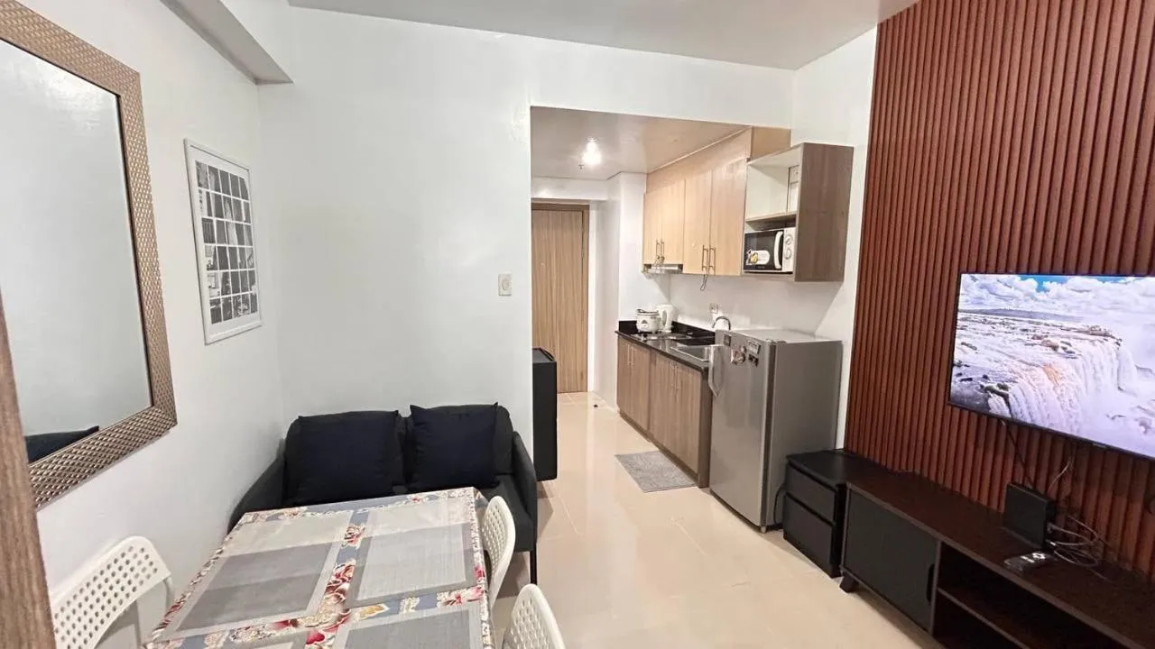 Smdc Breeze Residences